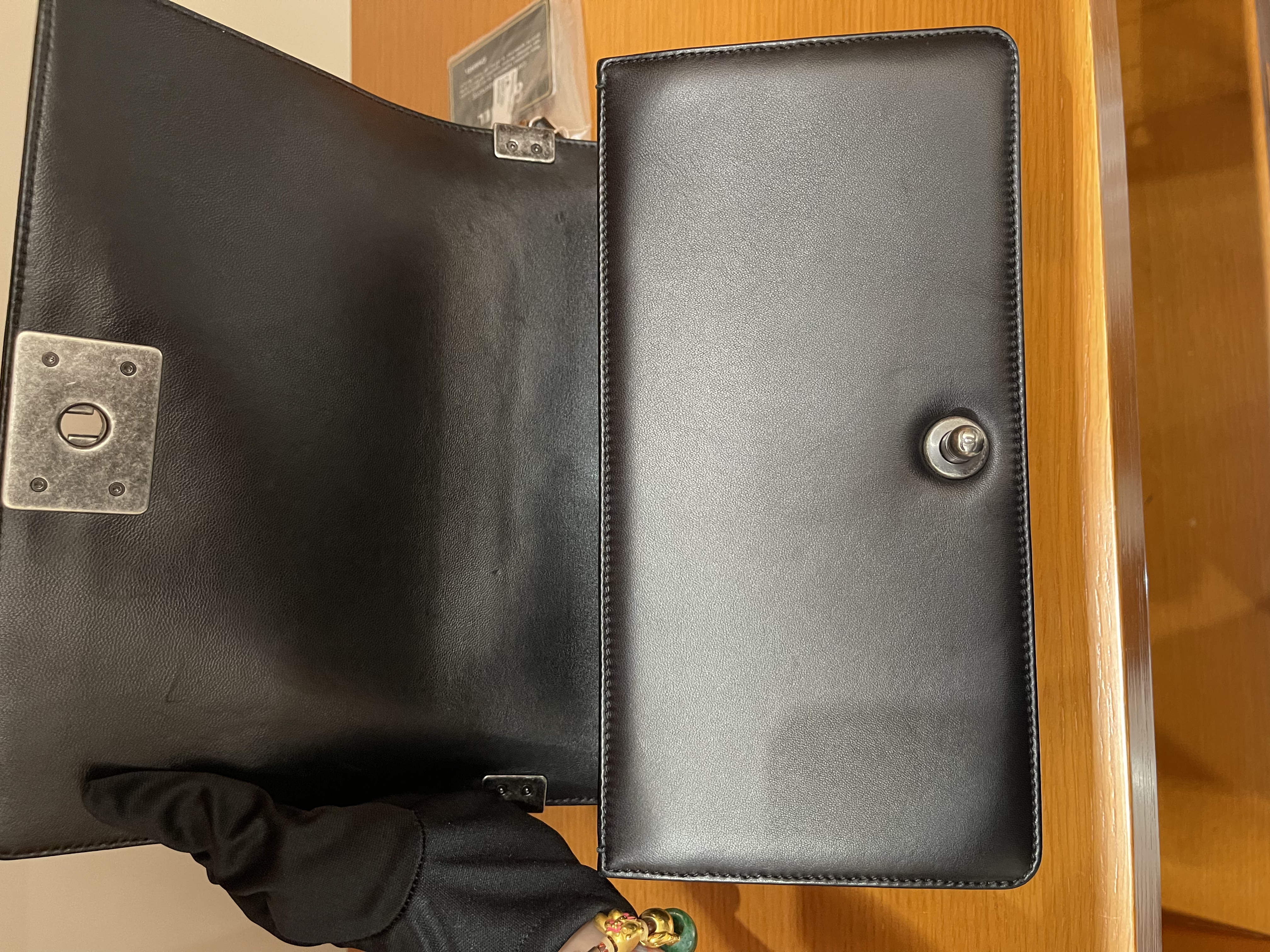 直播貨品 |  [1個-$100 2個-$300］ HH01