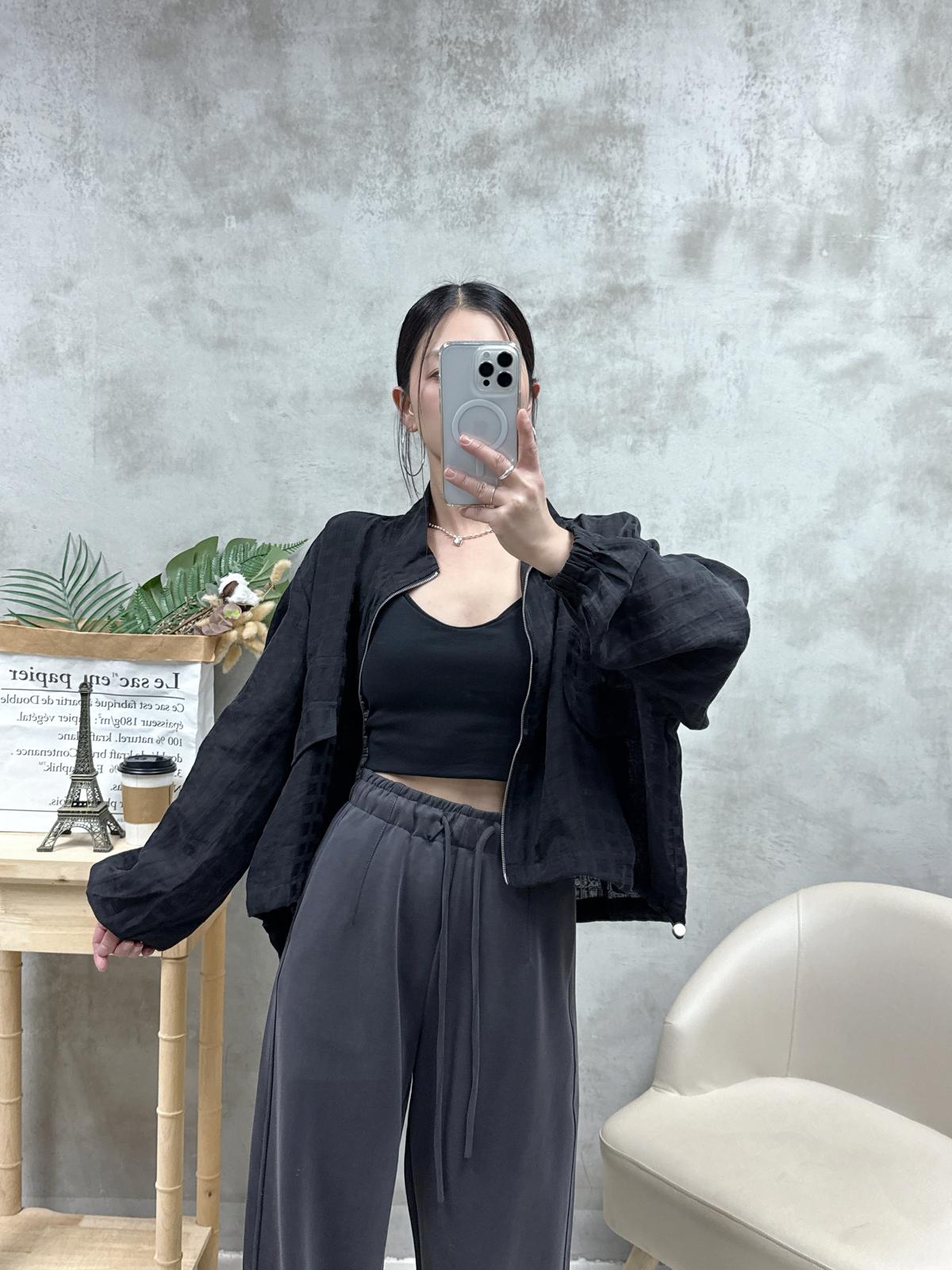 D02 幼帶V領Bra top