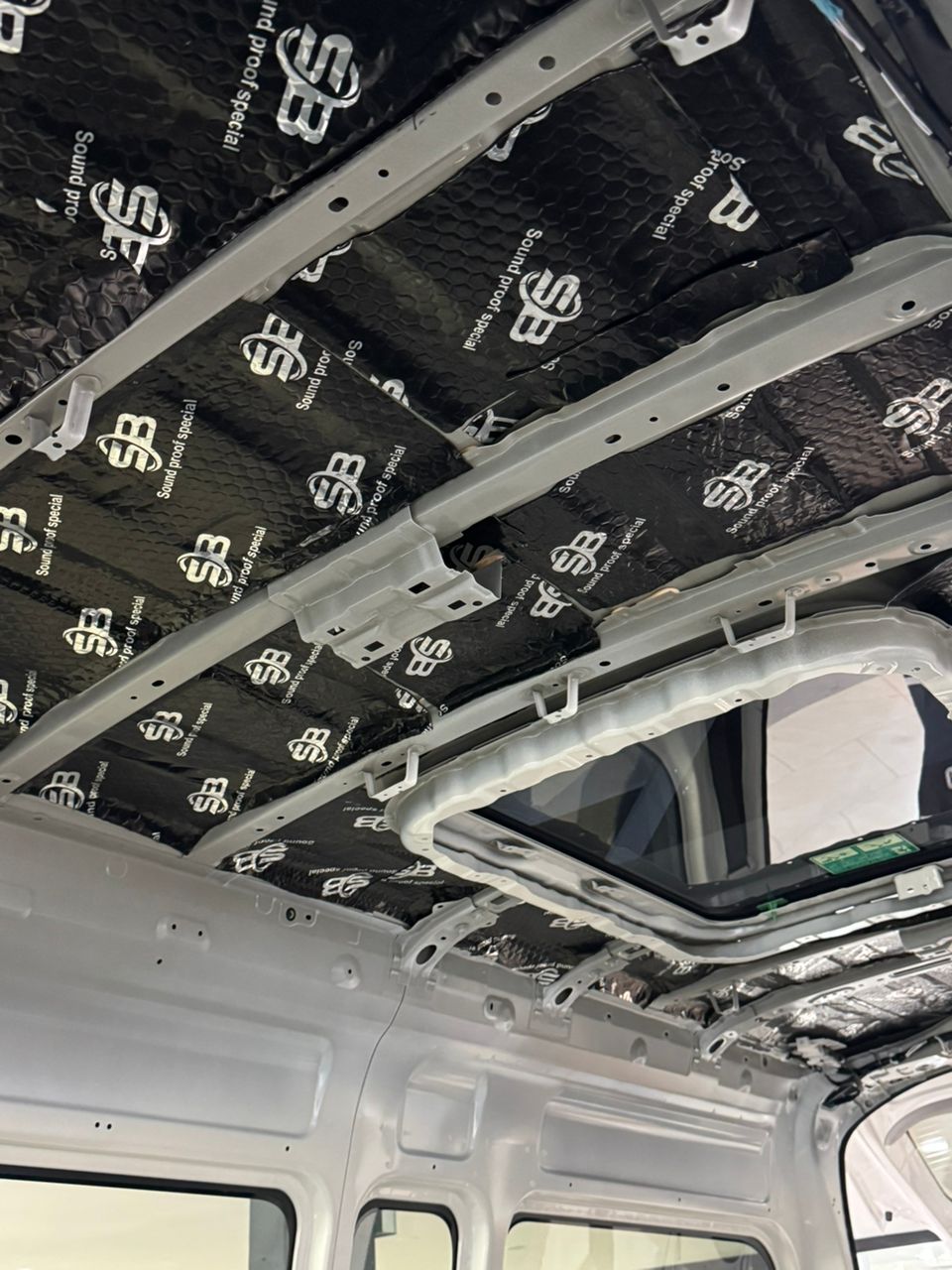 HIACE SOUND PROOF STAGE 2 / UNI-SPF-12002-WN