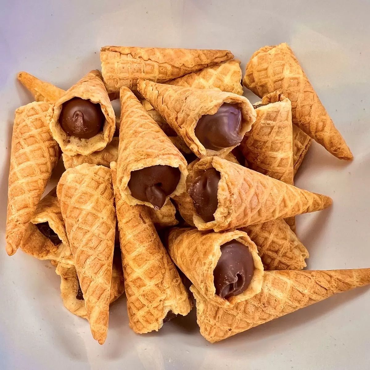 開市客 Costco - A&R 牛奶迷你脆筒巧克力 泰國 Chocconi 397公克 平行進口 (此日期前最佳：2026/04/18)