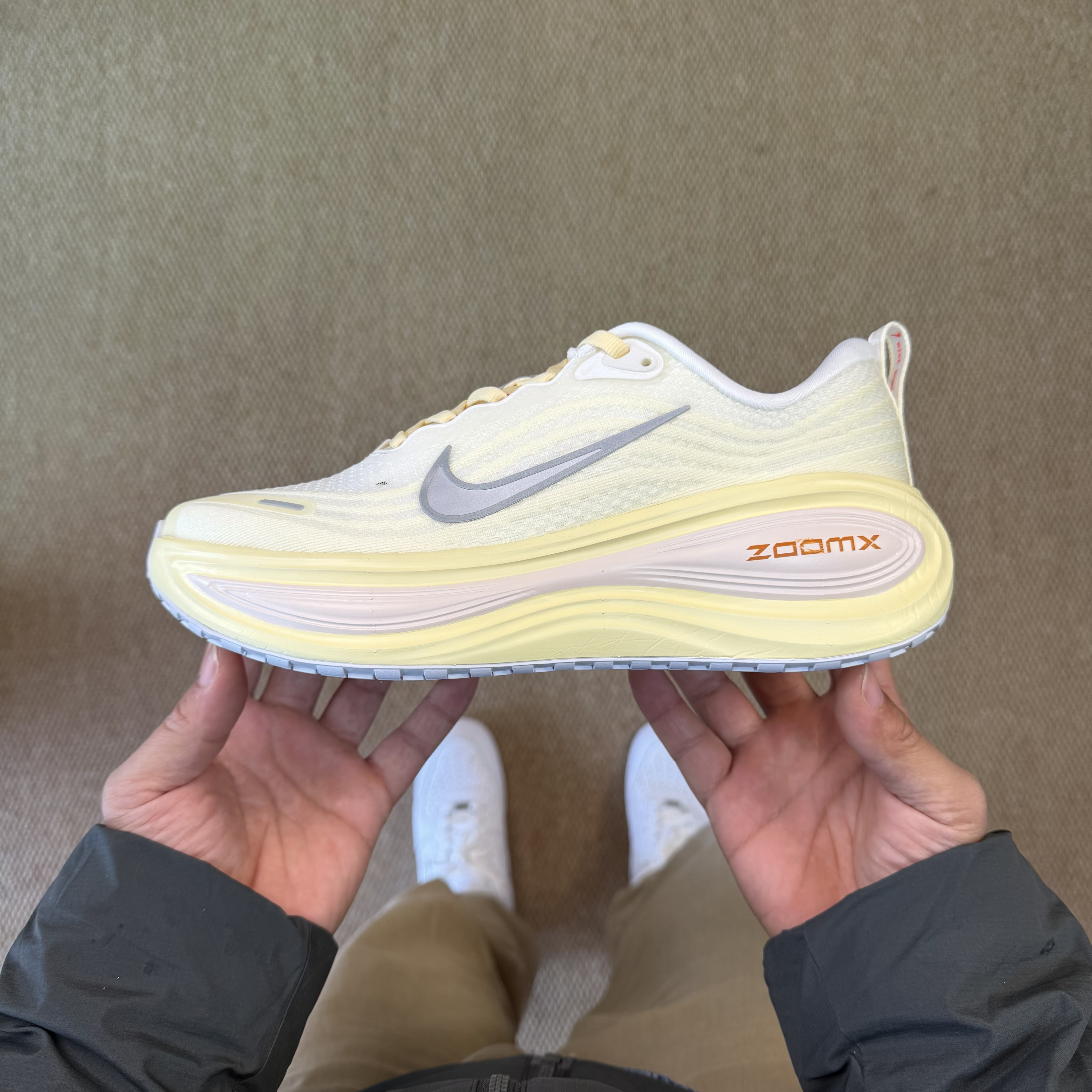 Nike Vomero Plus IM5020-100