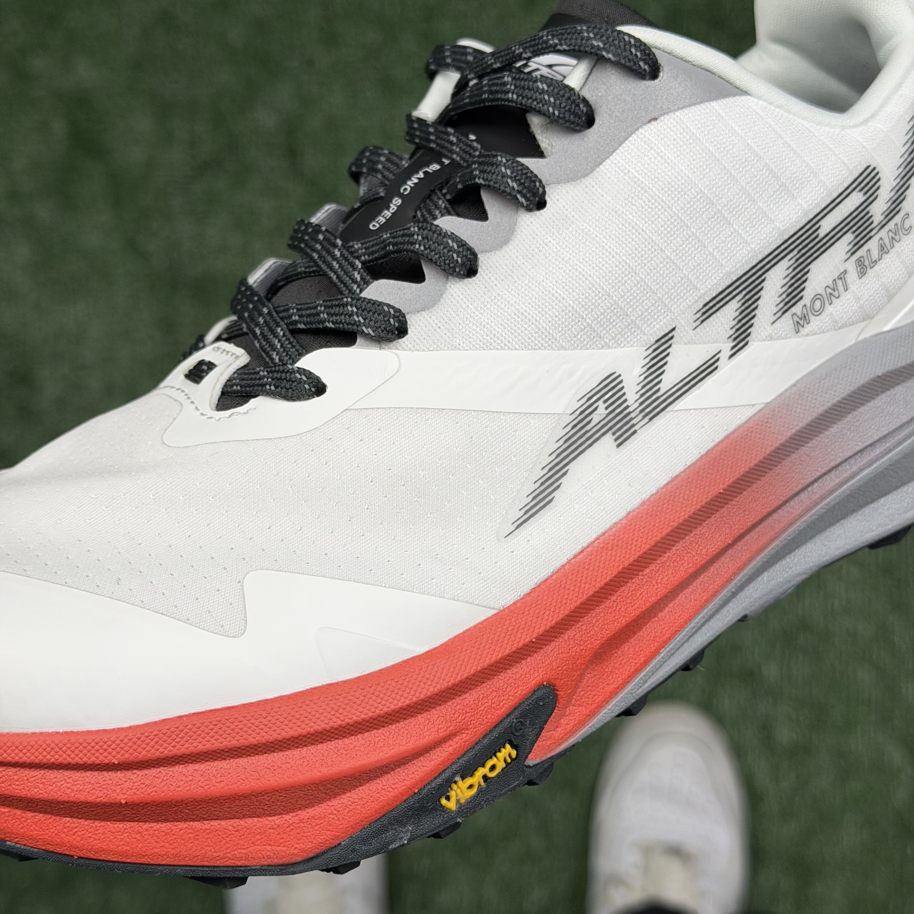 Altra Mont Blanc Carbon