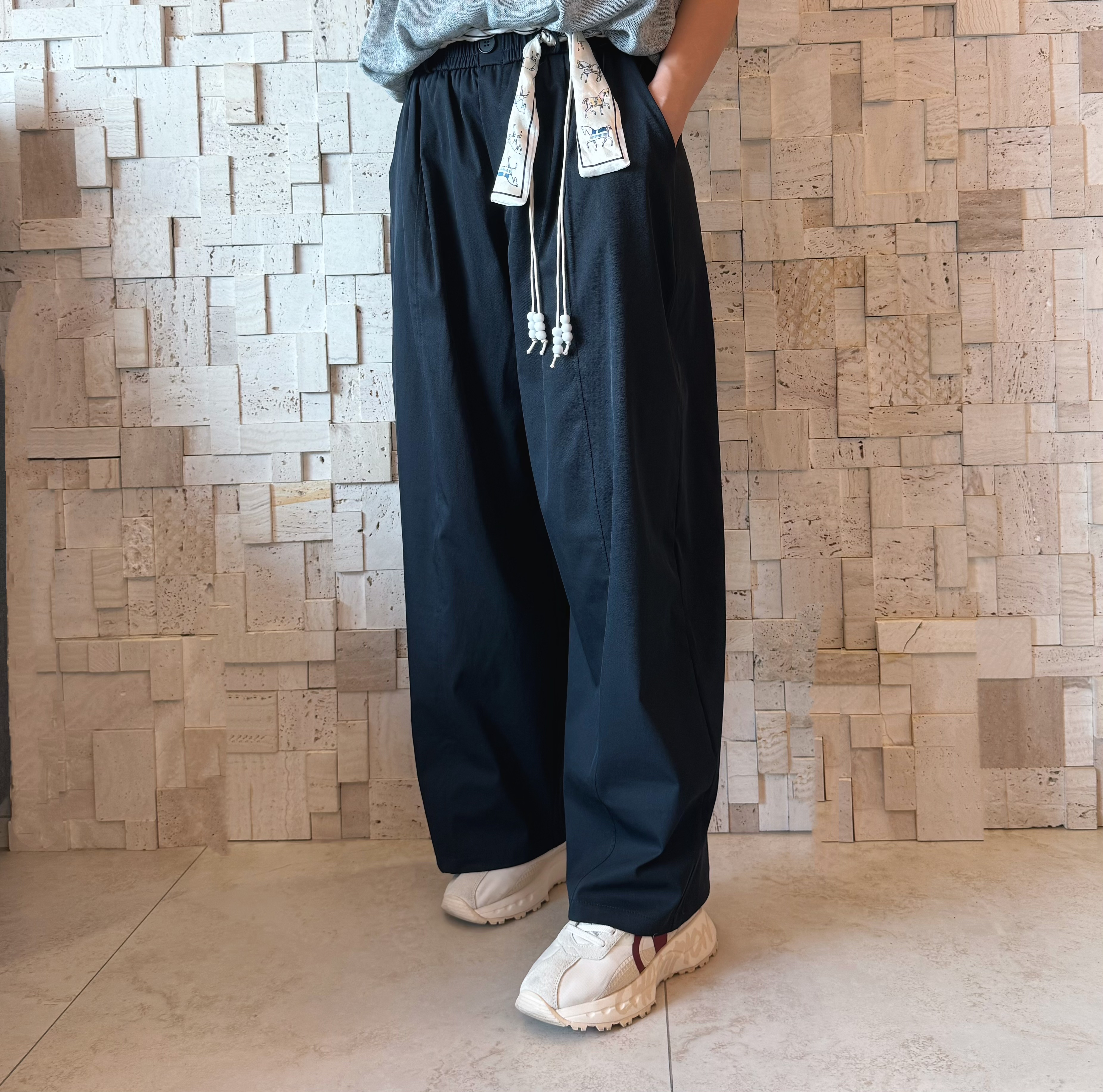 B00567 薄料滑身百搭闊褲✨ 