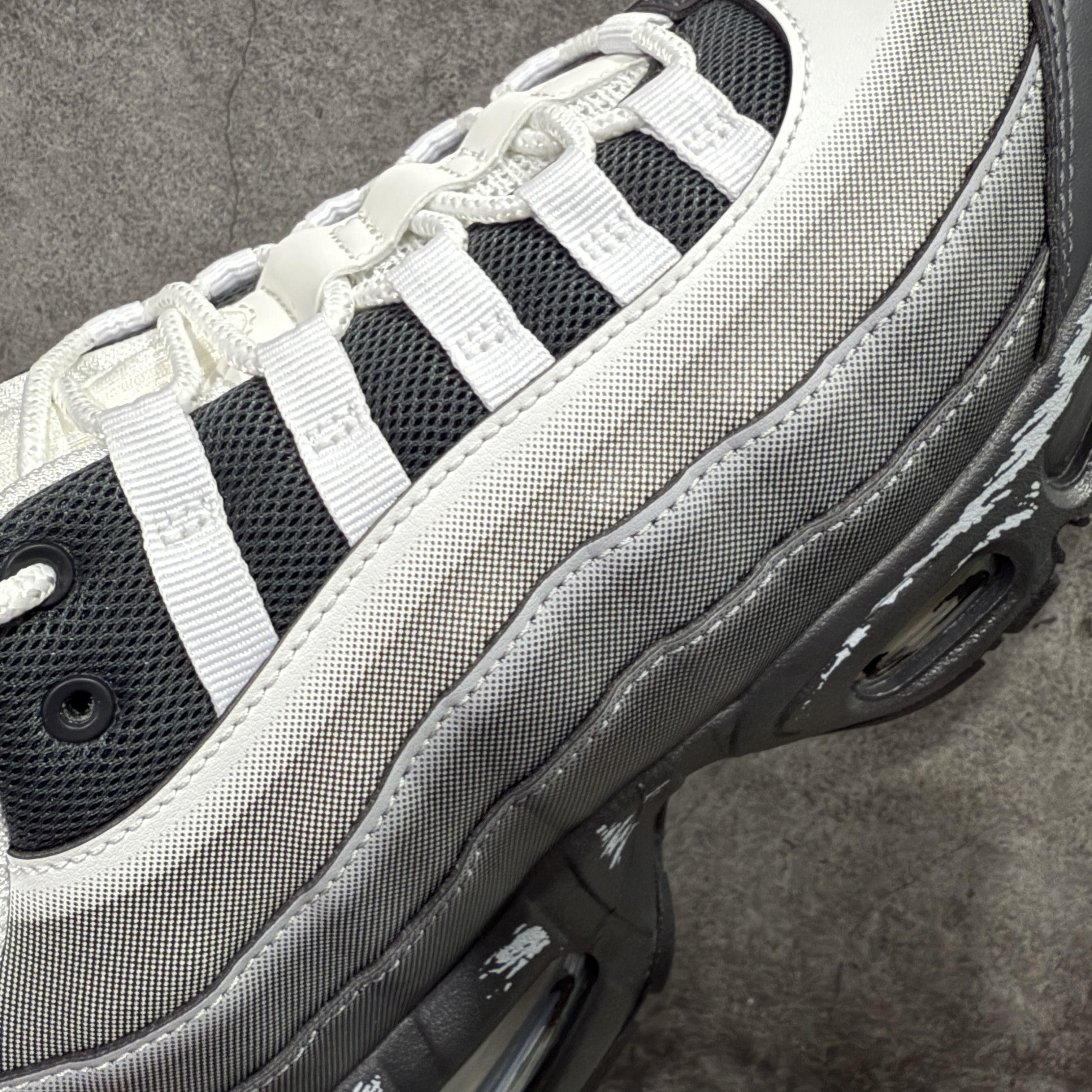 Nike Air Max Muscle 95Yu-Gi-Oh! Jonouchi II7404-100