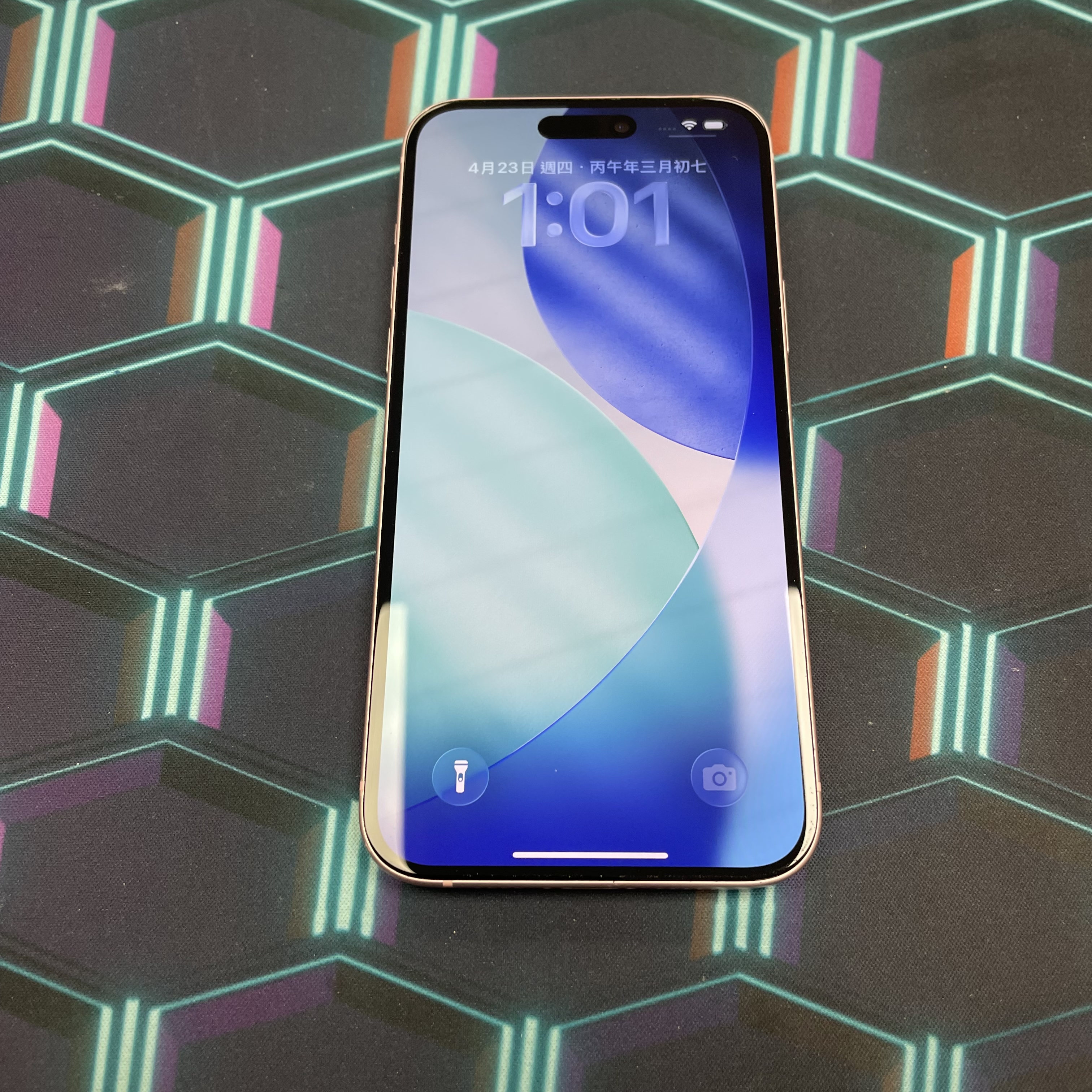 *6412 15 plus 勁靚機 256GB 電91 粉色 pink