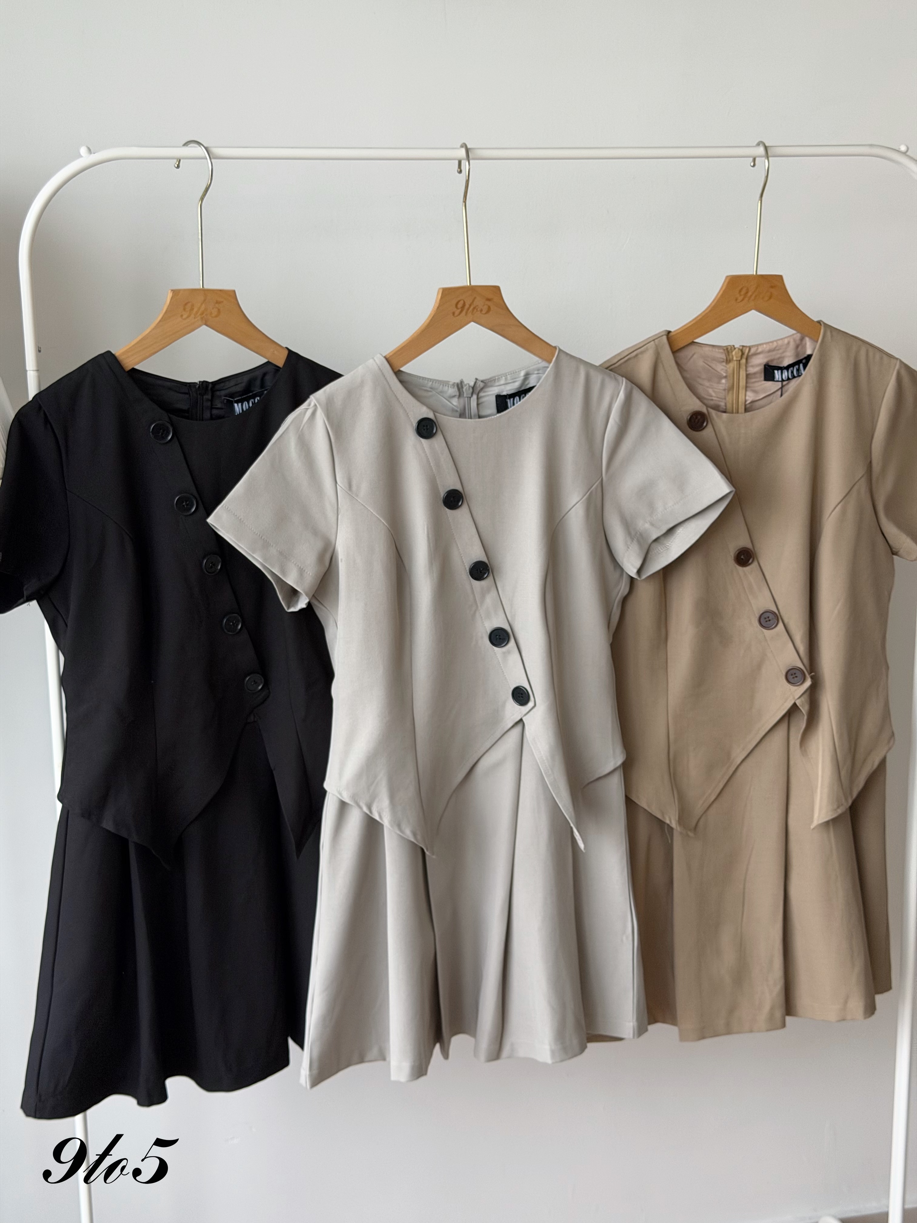 D2381 Fake Two-Pieces Pleated Dress - 3 Colors 