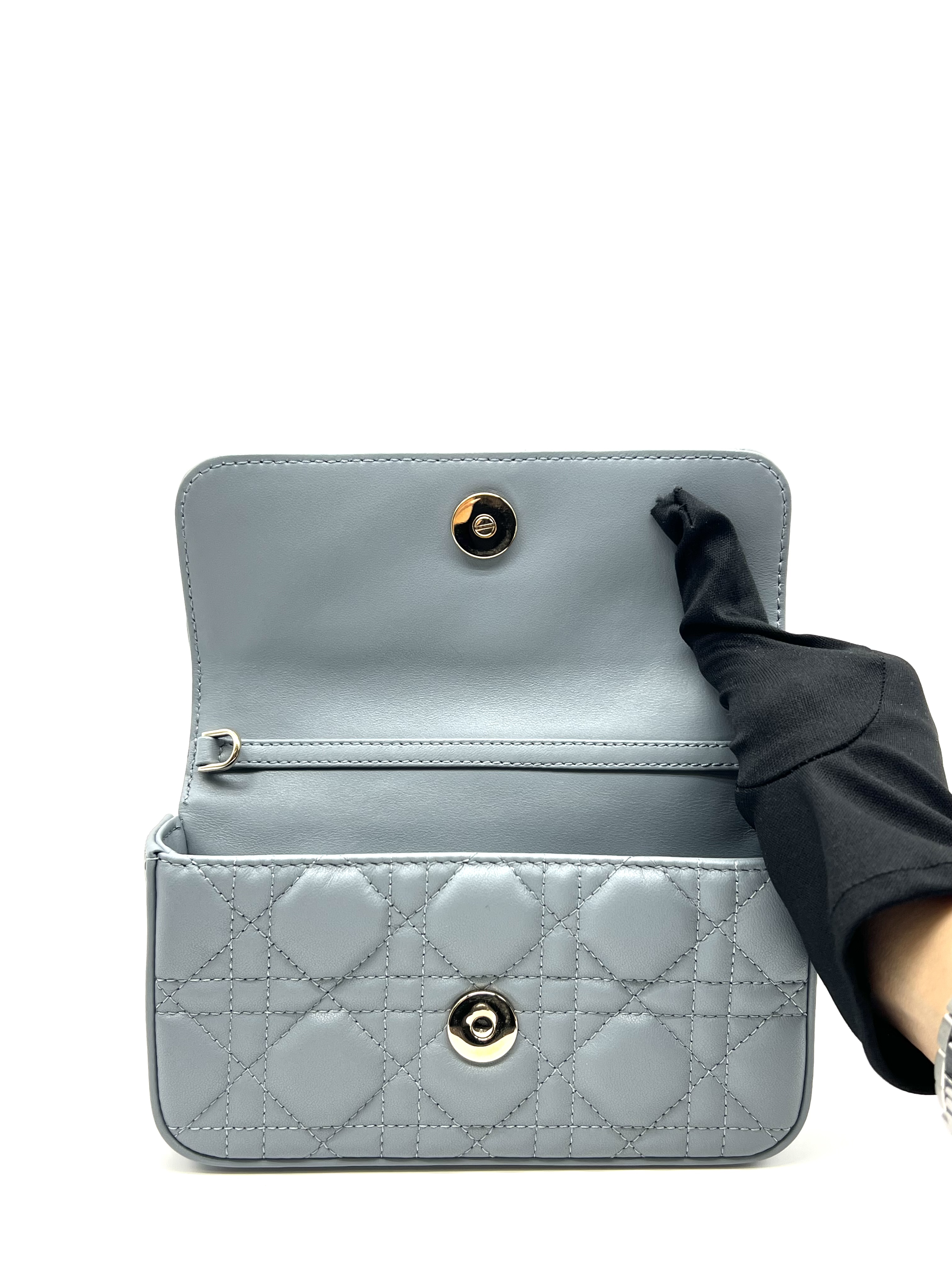 Pre-Owned DIOR Cannage / Product Code: 26051104