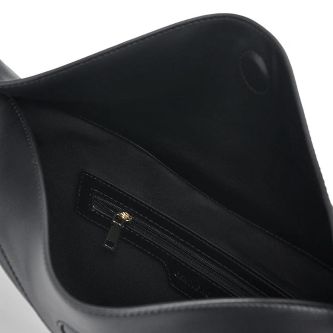 預購 | 🇹🇭GENTLEWOMAN ⭐FORTUNE CURVE BAG(BLACK) BG1096-1