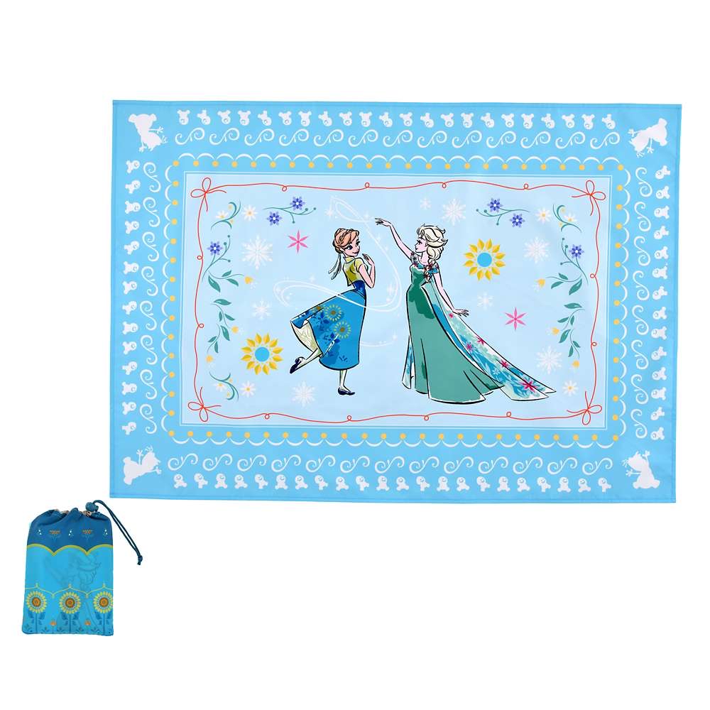 🎀【預訂】 Frozen Fever Elsa & Anna picnic blanket with pouch