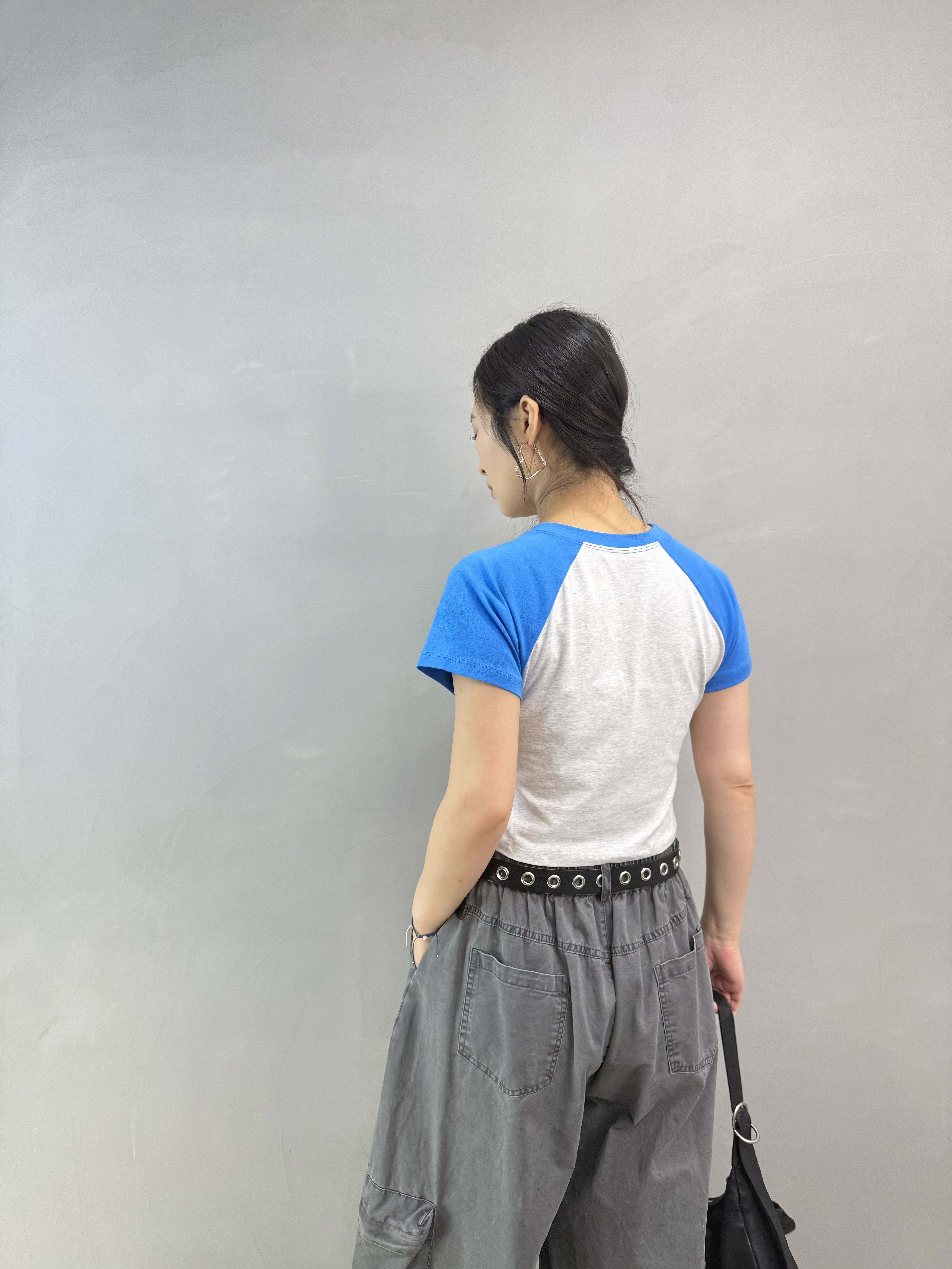 E05 趣致狗牛角Tee