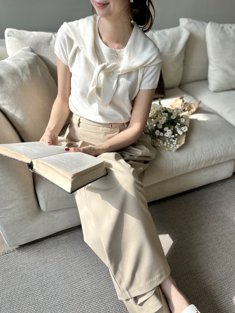 The Frenchie Top with Cape (Ivory)