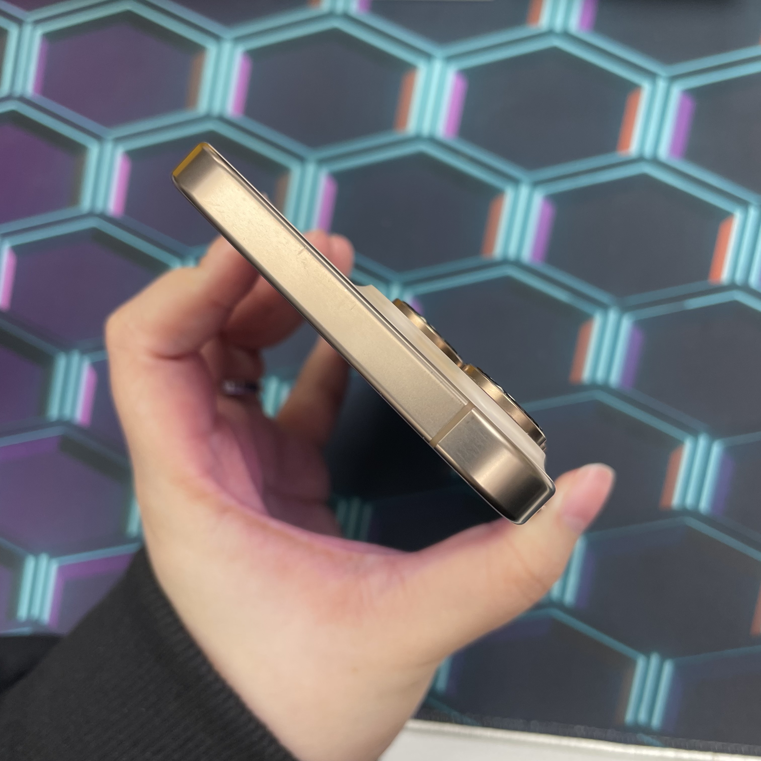 *5927 16 Promax 超靚機 256GB 電89 沙色 gold