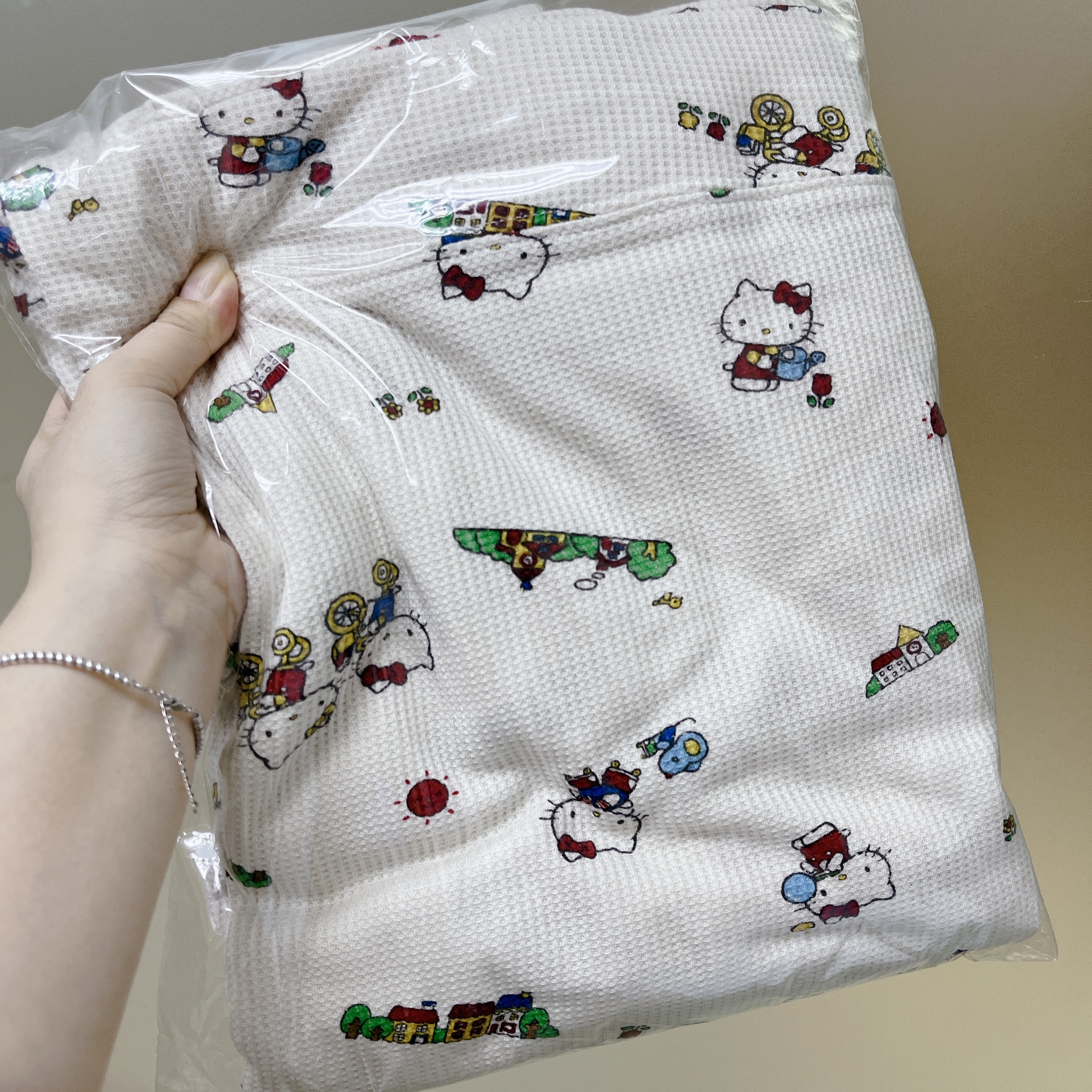 日本預訂📍日本Hello Kitty可愛圖案柔軟睡衣套裝 不包郵