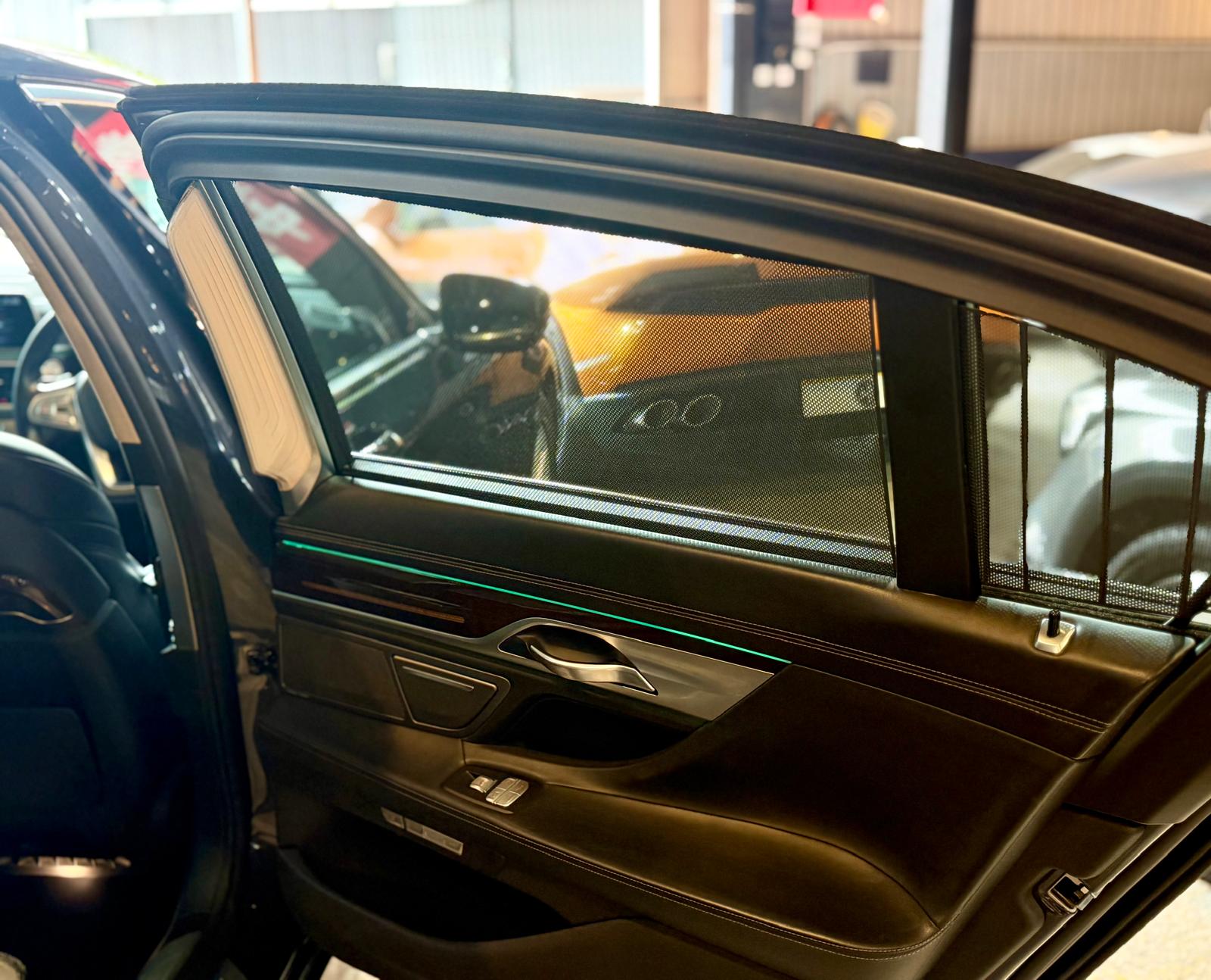 B.M.W. 740LIA Saloon (G12)2015