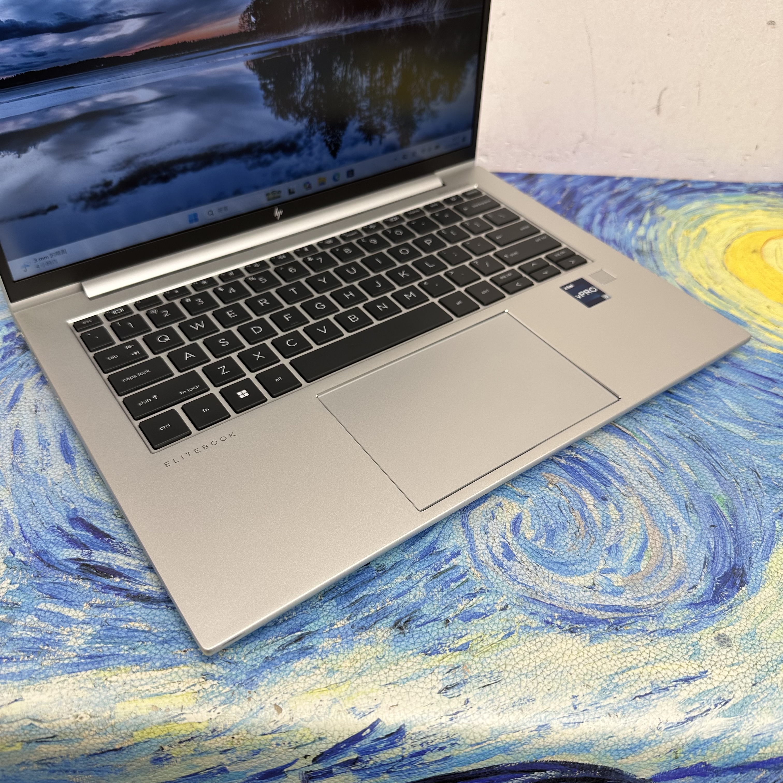 (HP輕薄i7-12代商務機)HP EliteBook i7-1265U/16GB Ram/256GB SSD/14吋 Mon/ Notebook / PC / Netflix / YouTube / Win11 / Work / Office 