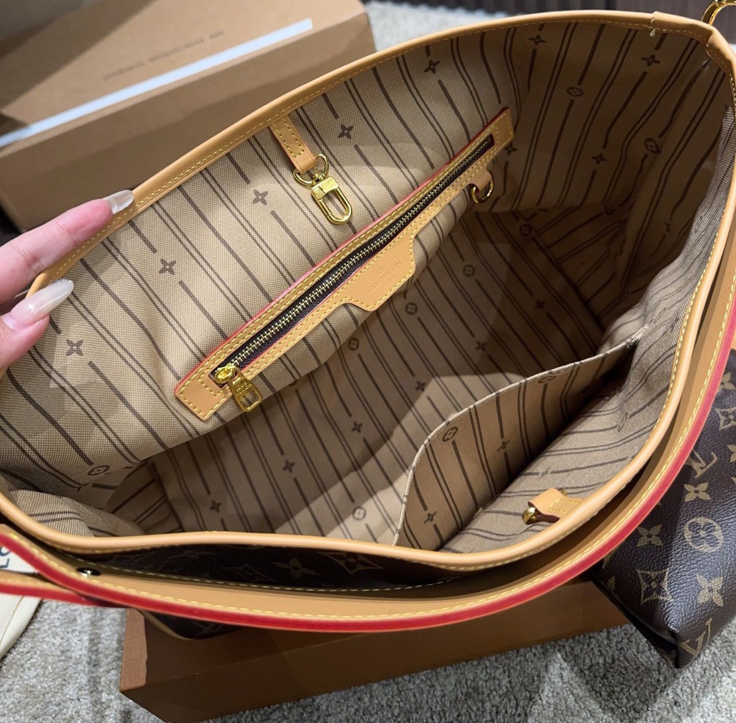 *原單* LV Delightful托特包。$588