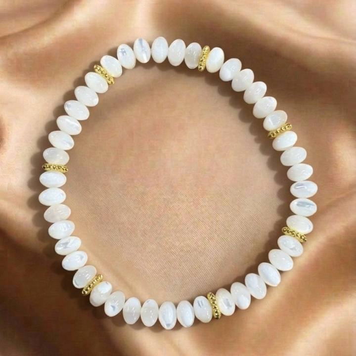 White Shell Crystal Bracelet