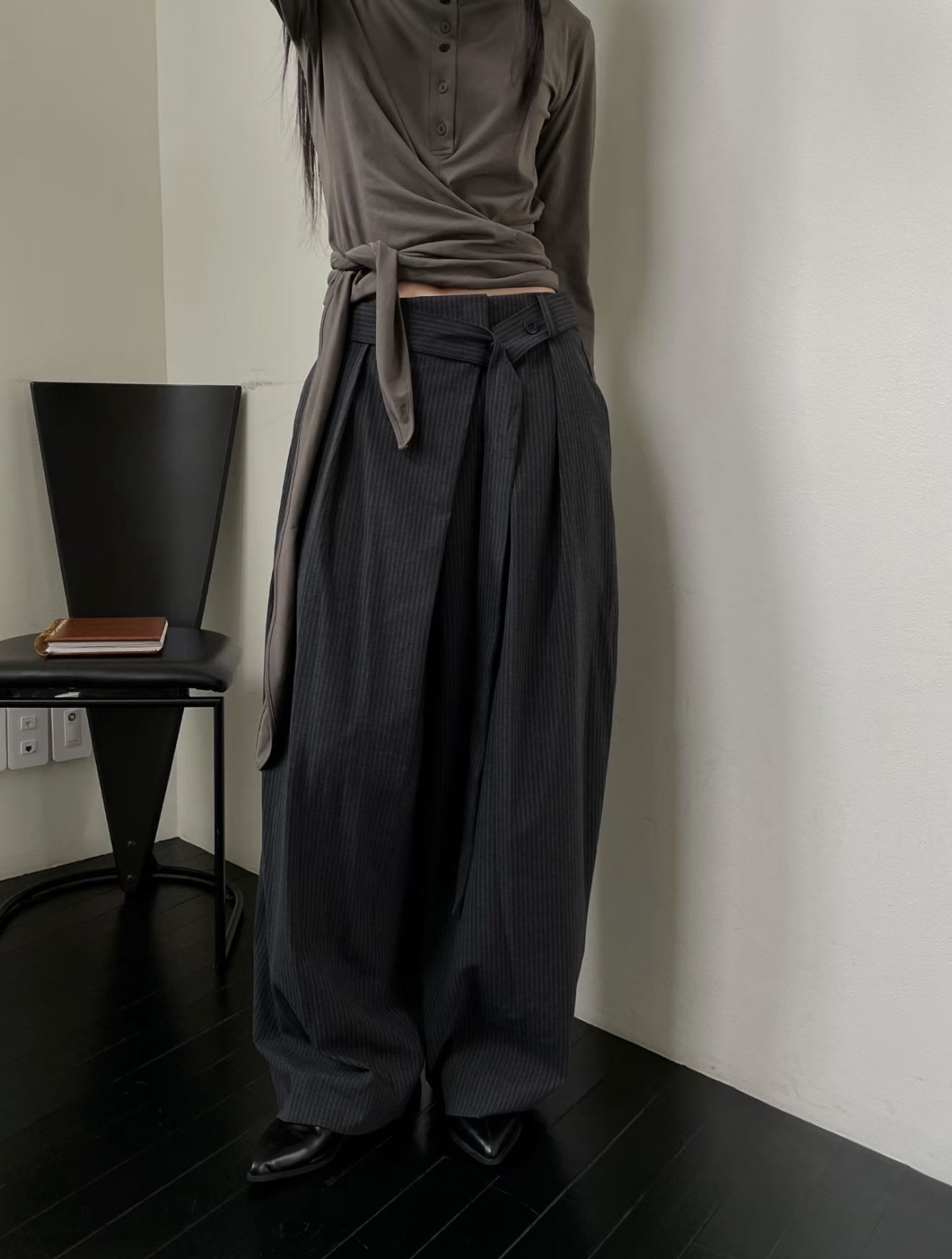 Pinstripe Volume Cross-Waist Trousers #pt82