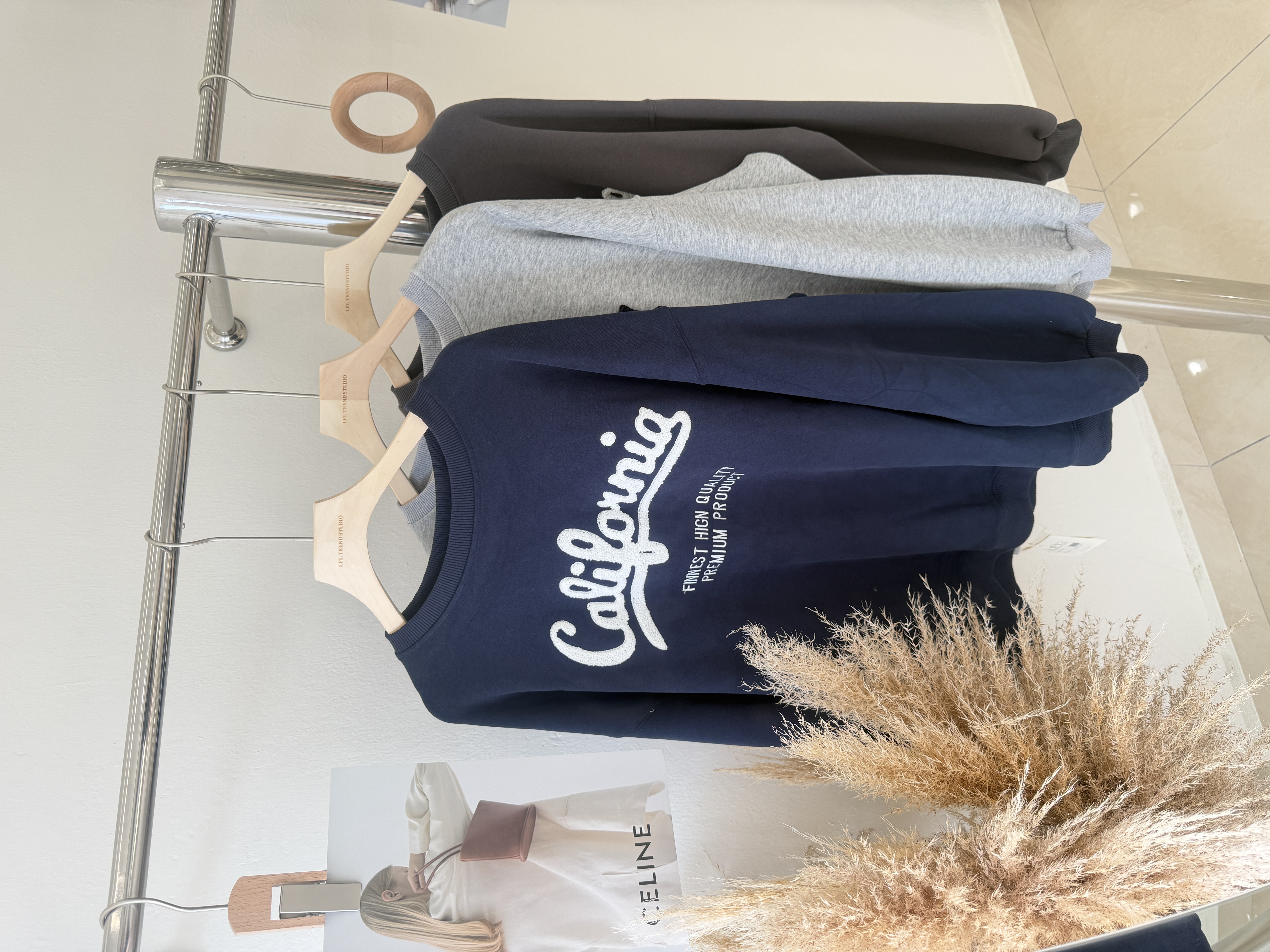 6713 韩系毛绒字母卫衣