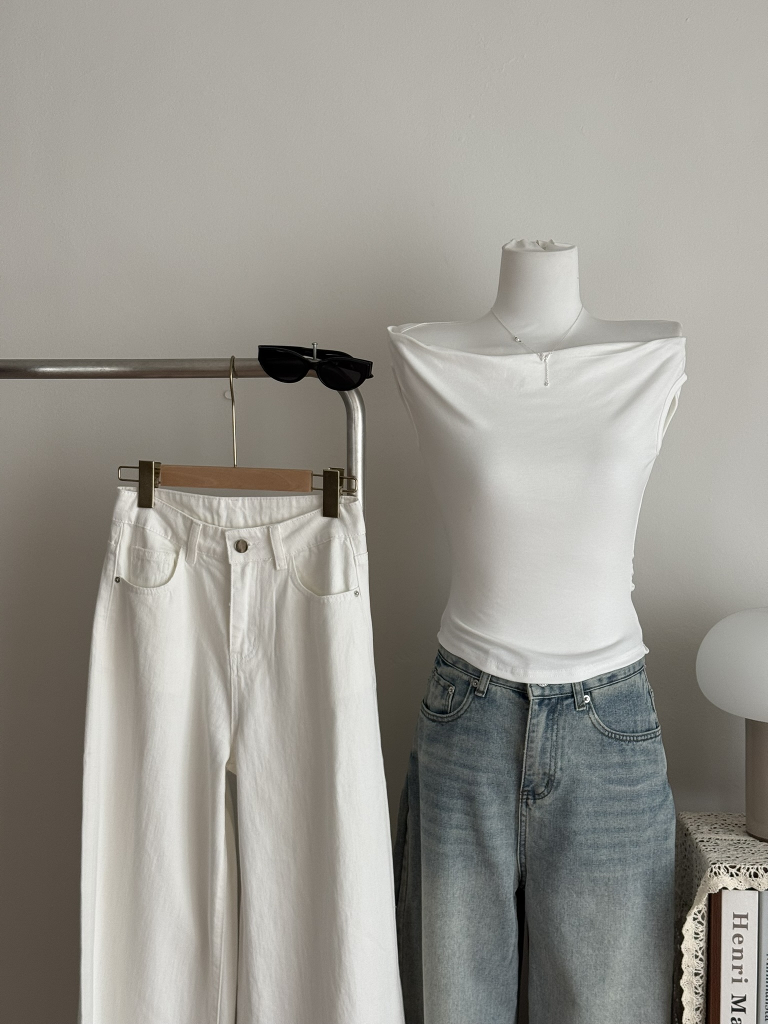 Hanna Wide-leg Jeans | White