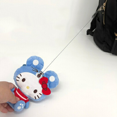 現貨｜Swimmer x Sanrio Characters Hello Kitty 日版 毛公仔 伸縮卡套 收納袋 吊飾 掛件 (067616)