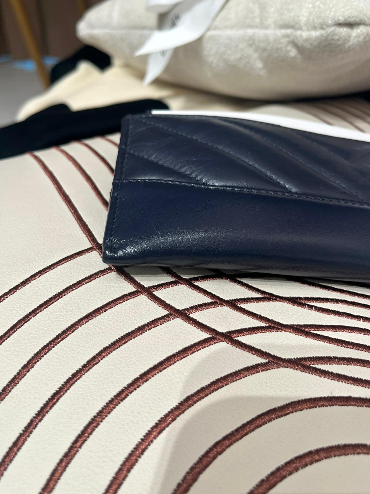 Chanel Gabrielle Zipped Long Wallet calfskin 100%Authentic,98%new ✅專門店收據✅27card✅box Size:L19.5xH10.5xW0.5cm