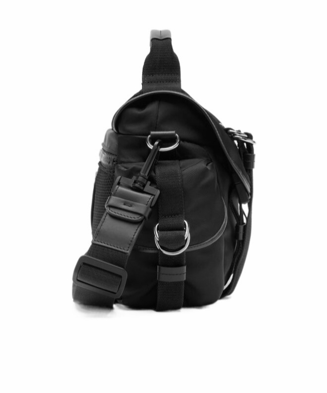 Maison Margiela 男士 High Tech 小號單肩包均碼碼小號、33cm*11cm*20cm 