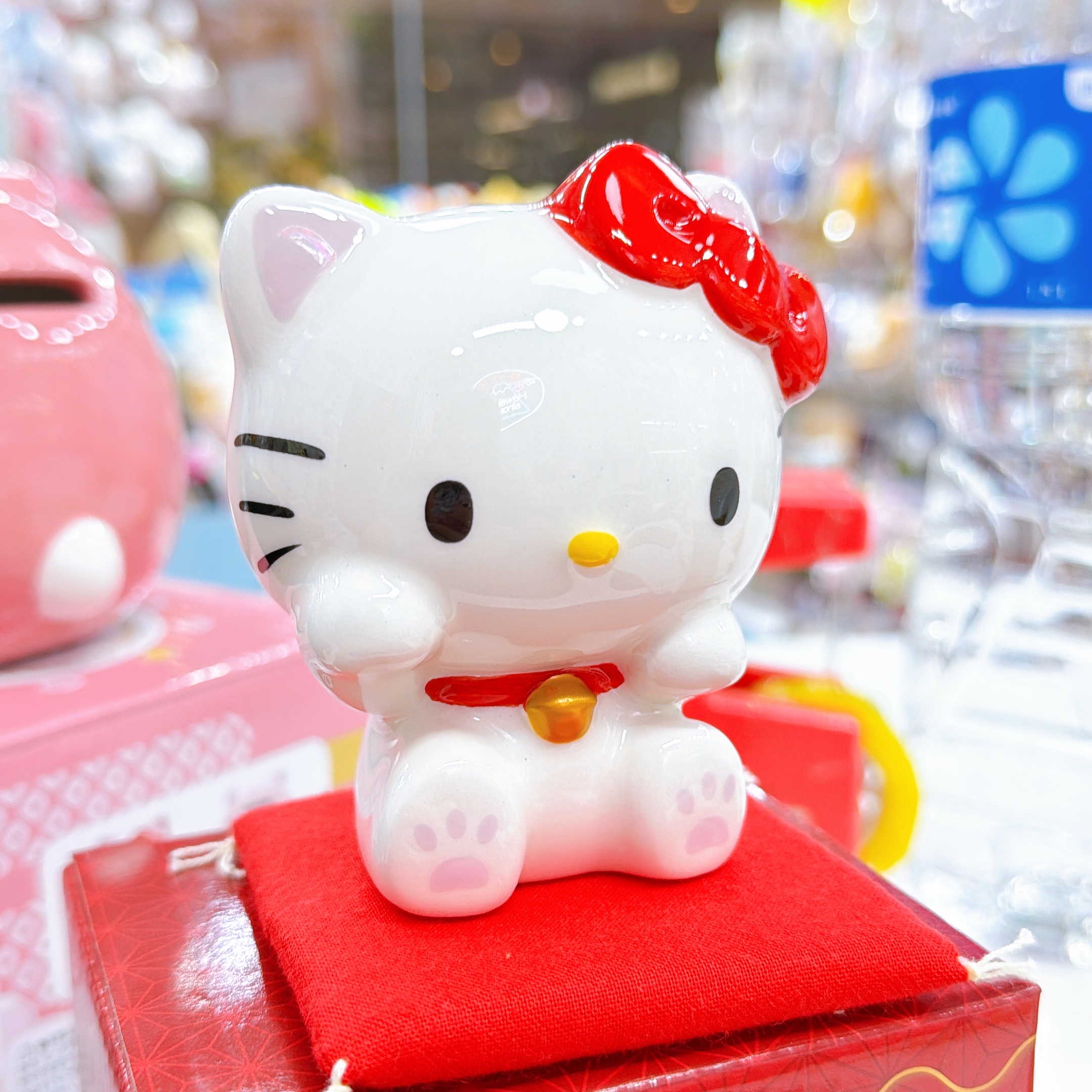 日本直送Hello Kitty陶瓷錢甖招財貓擺設