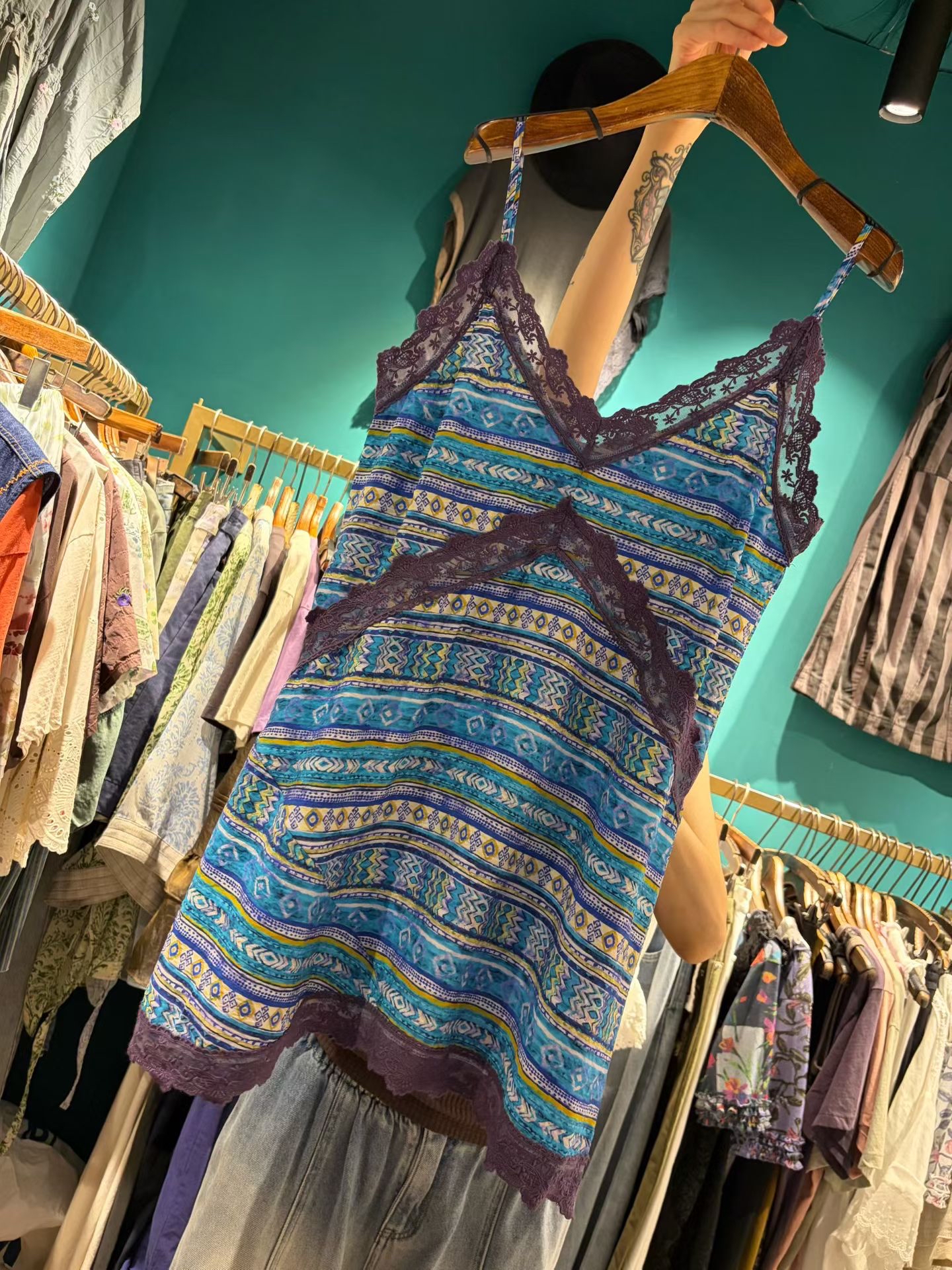 Printed lace long vest