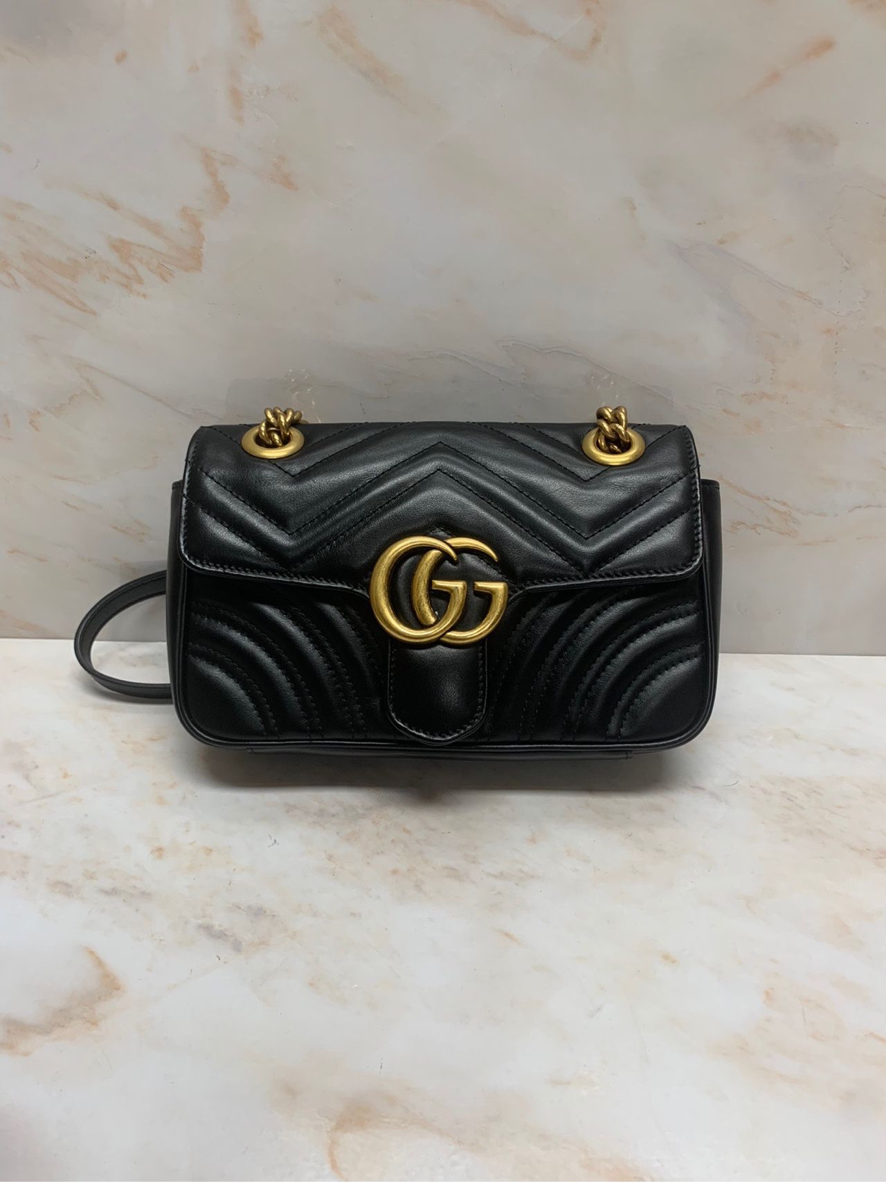 Pre-owned Gucci gg marmont flap small black