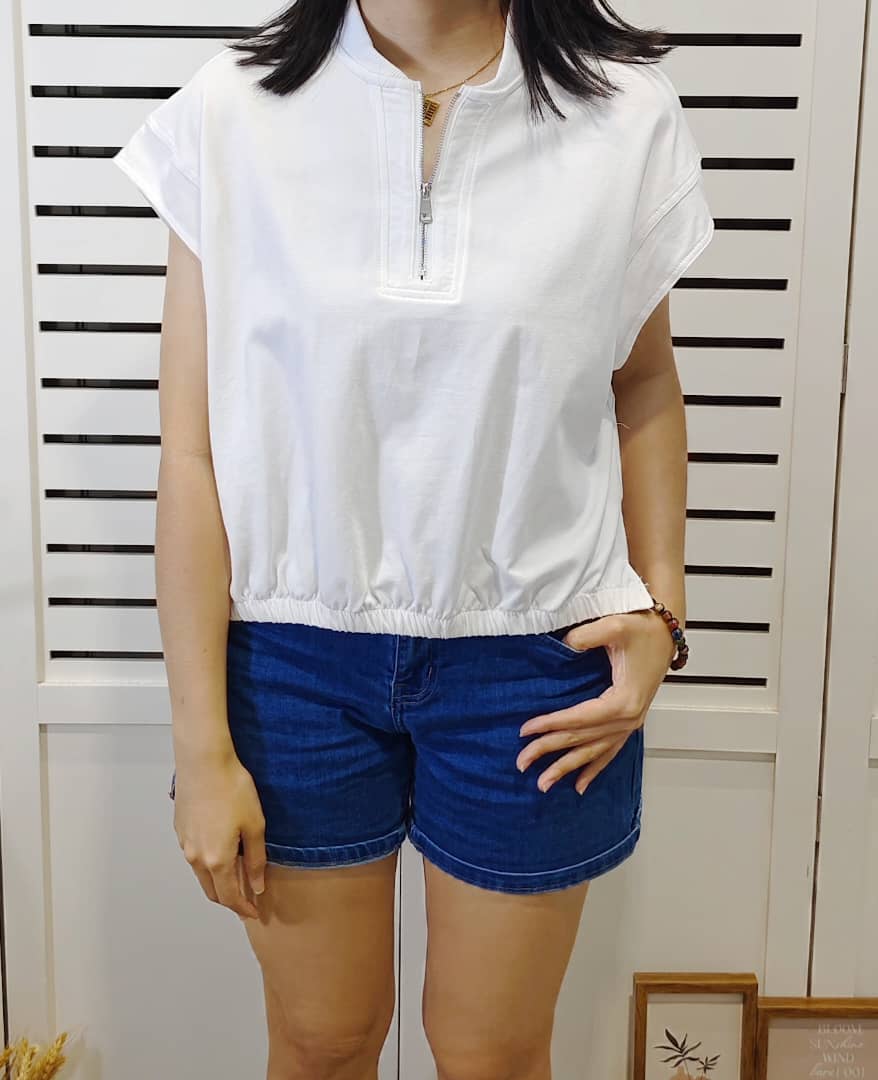 LY5061 Half Zipped S/L Collar Tee