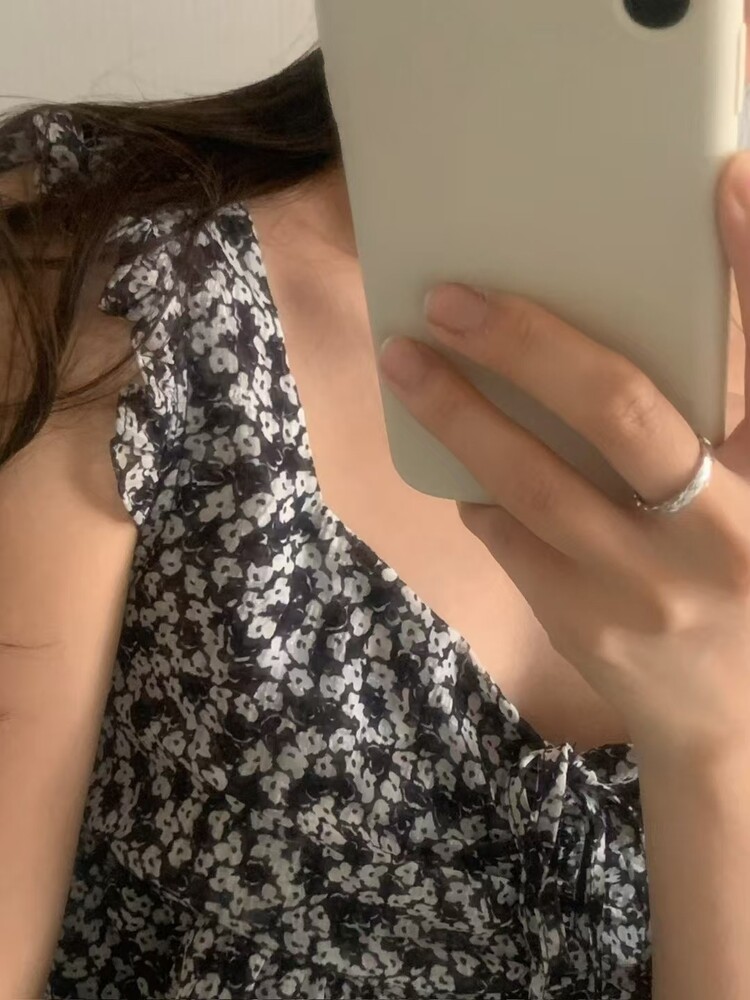 La Fleur Ruffle Blouse