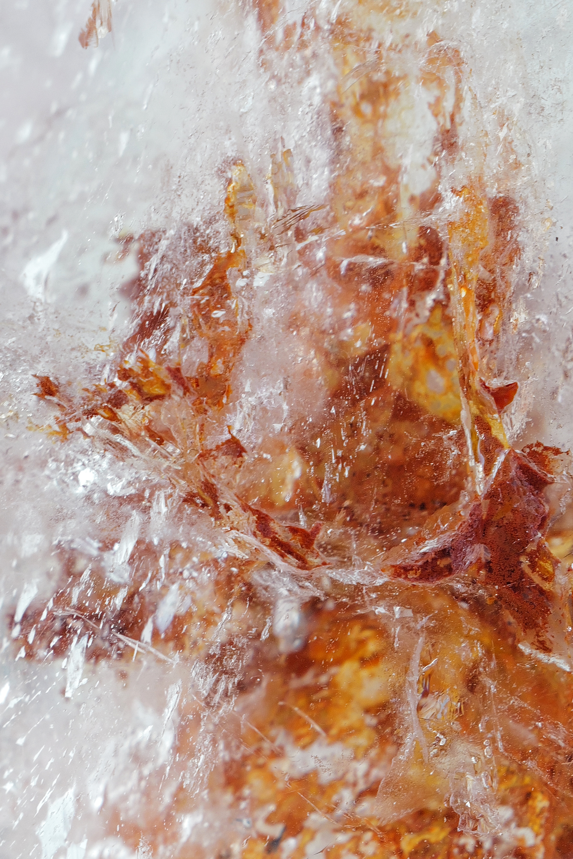 ꧁ 1.3Kg 12.2cm白水晶共生紅泥柱꧂CQ.1016C71G13AF-RA1*11JT