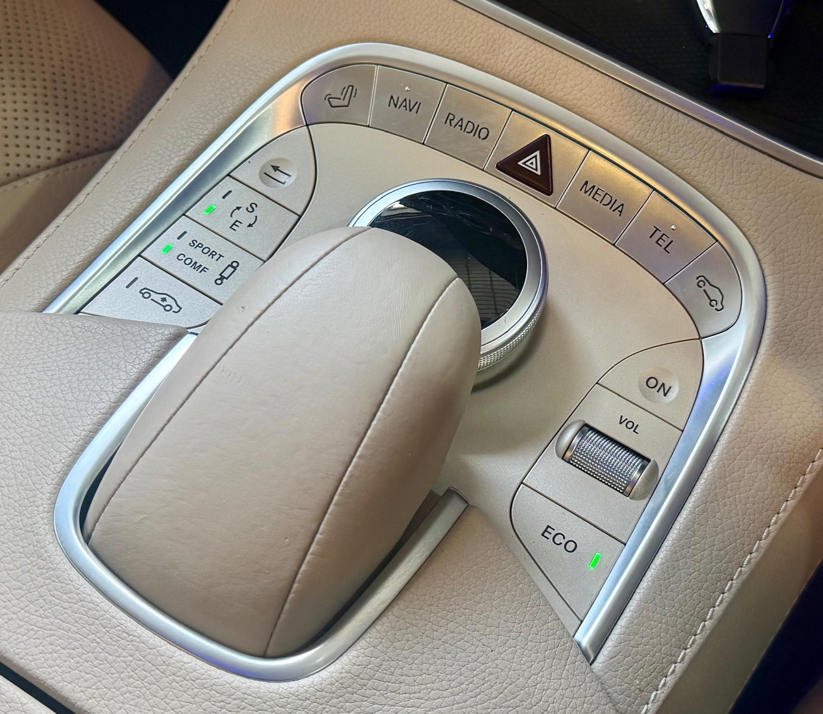 Mercedes-Benz S500 AMG (V222)