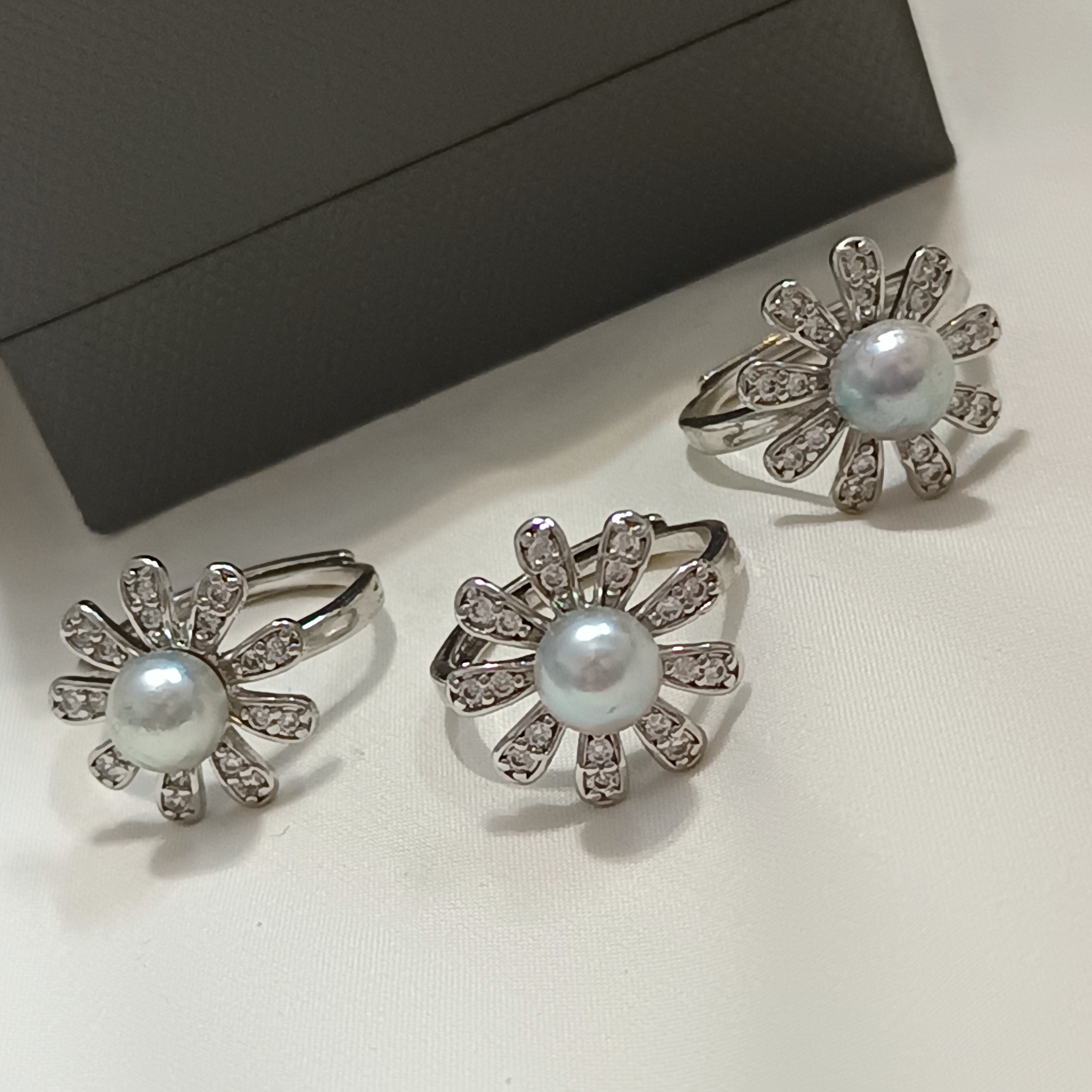 🎉99特惠精品🎉近正圓強光日本真多麻海水珍珠注白金開口戒指