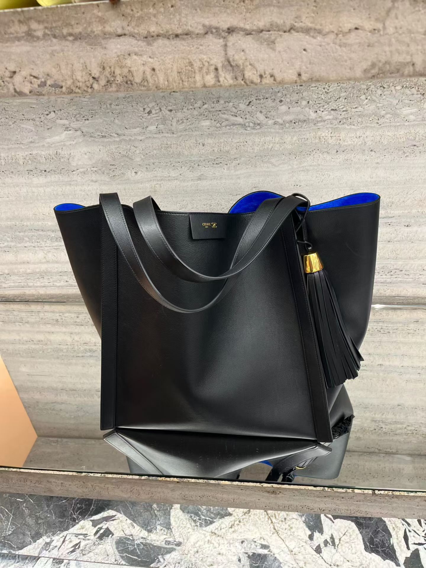 預購 💫💫💫 Celine 專櫃 Cubo M號