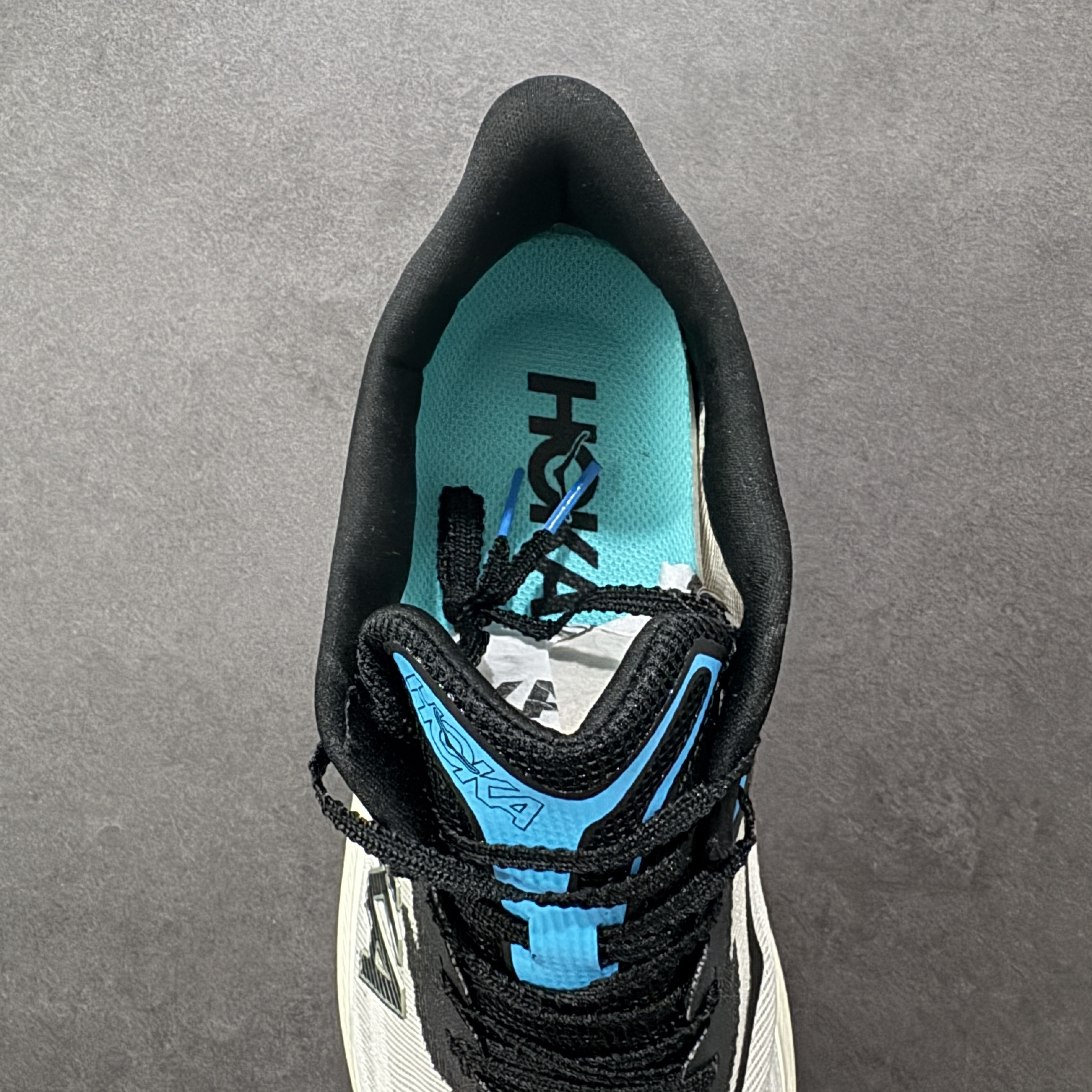 Hoka Rocket X 3
