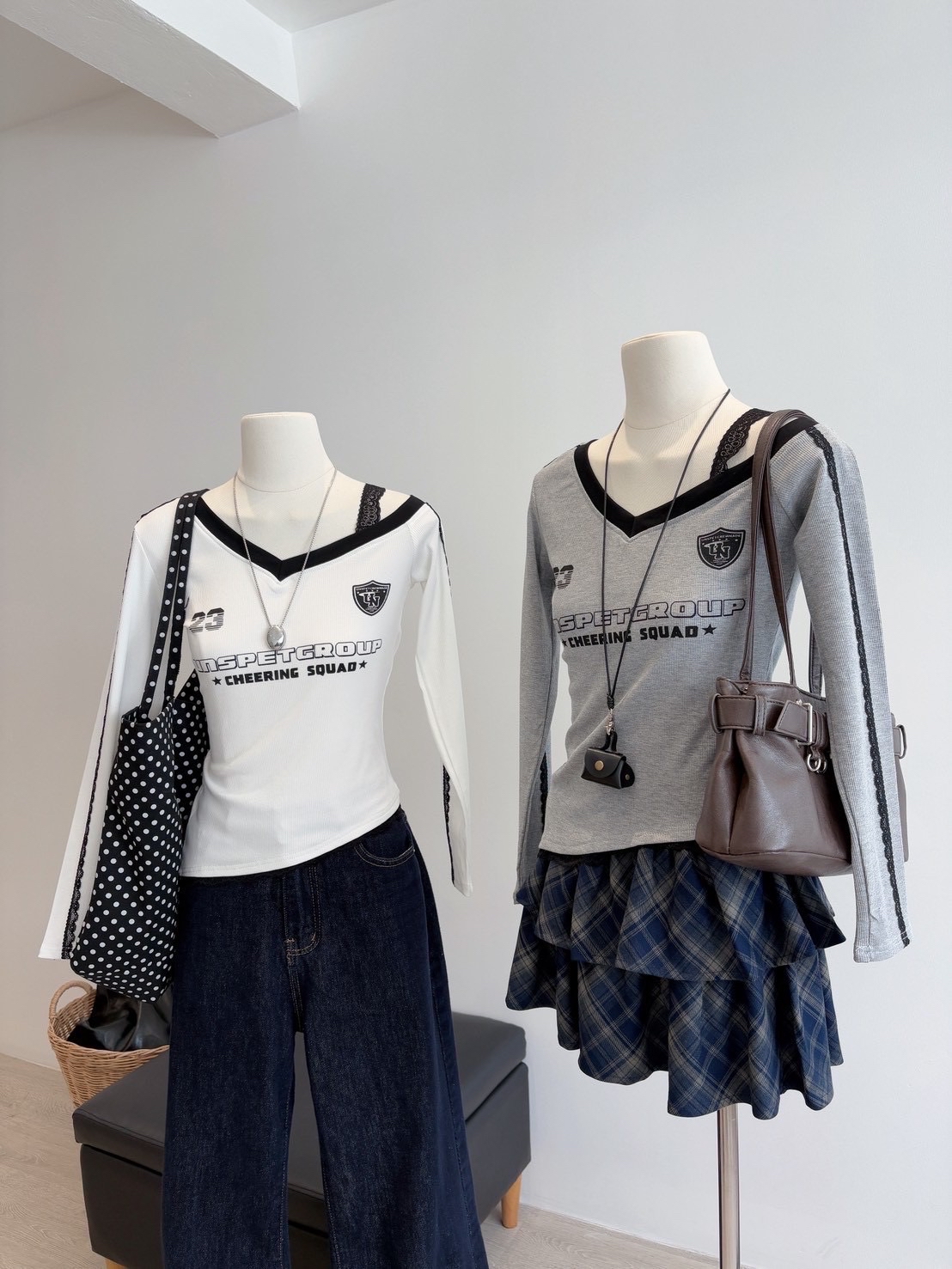 Bkk薄款V領lacy露膊長袖Top