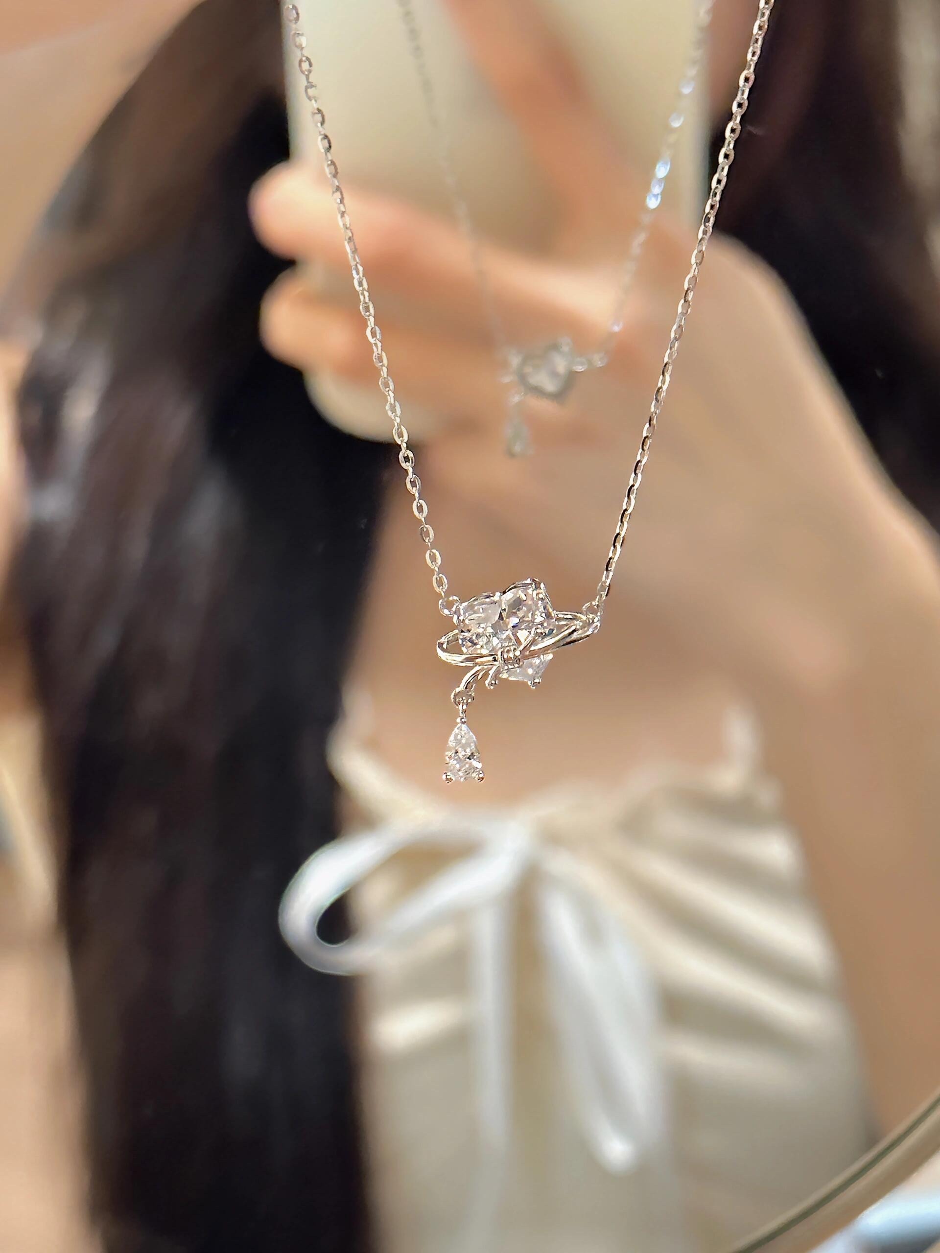 爱心星球环项链