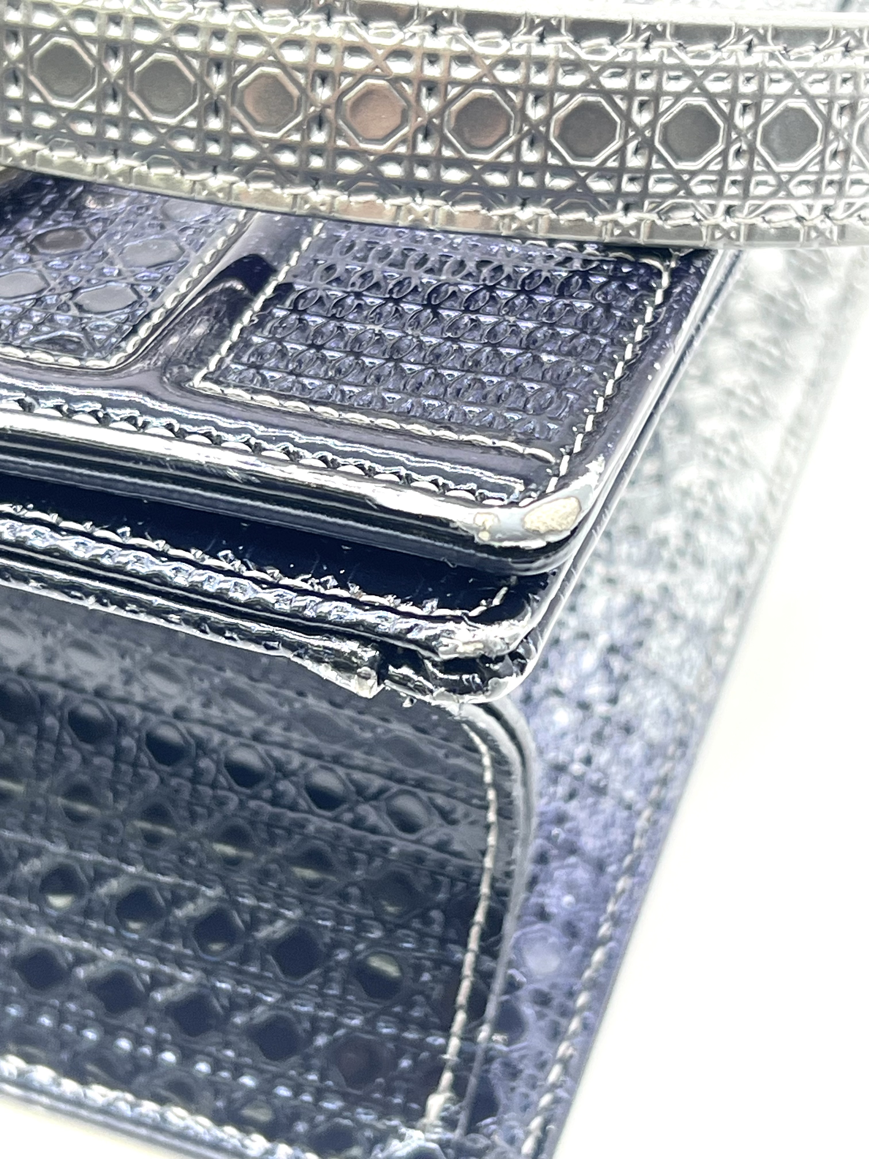 Pre-Owned DIOR Diorama / Product Code: 26051524