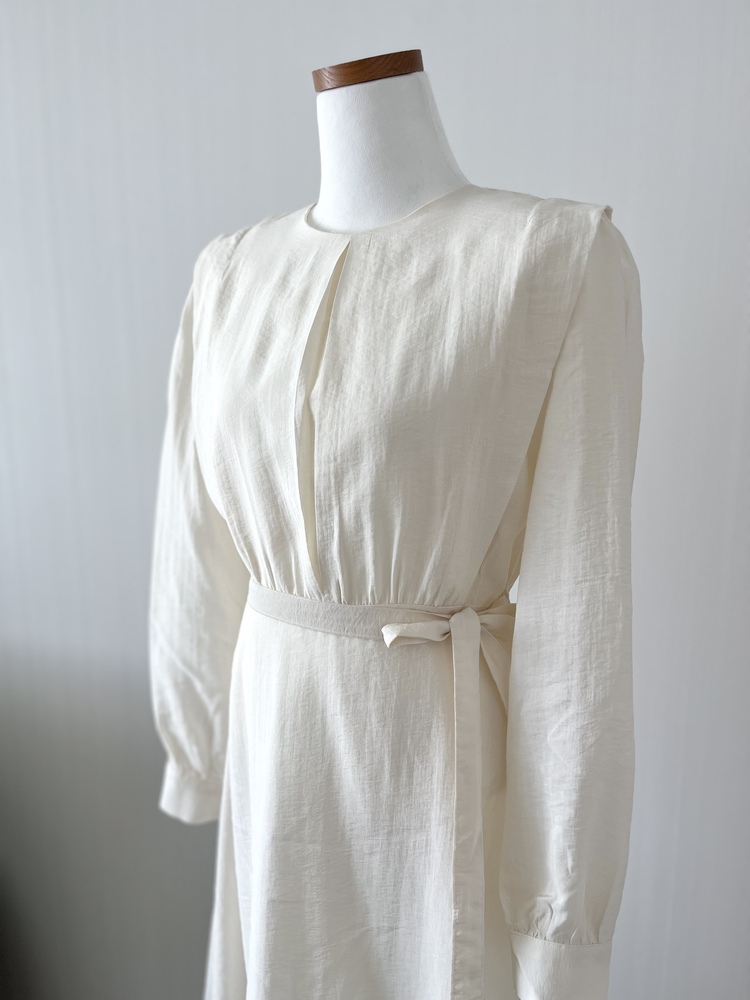 Pleated Yoke Detail Dress (Beige)