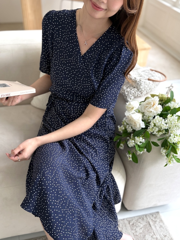 [限量!!] Isa Dotted Wrap Dress