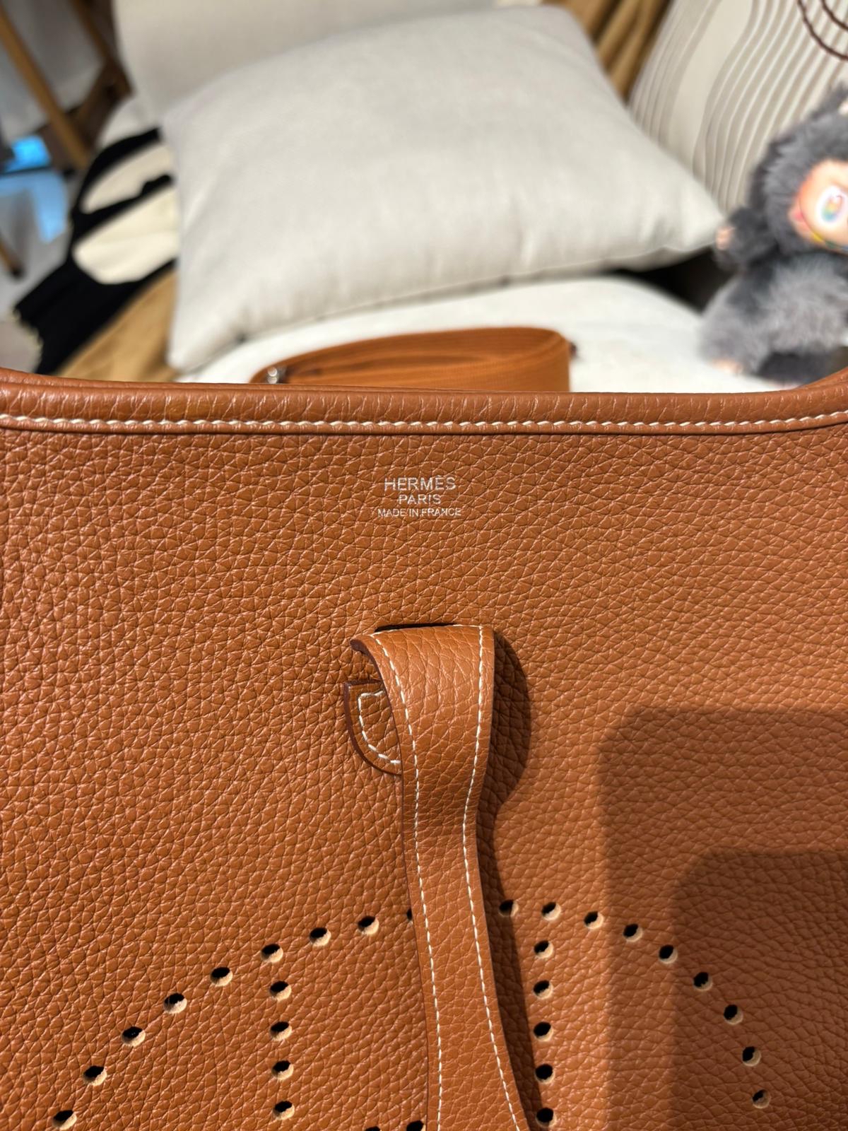 Hermes evelyne 29, STAMP Y 金棕色銀扣 100%Authentic ,98%new  ✅Dust bag✅strap