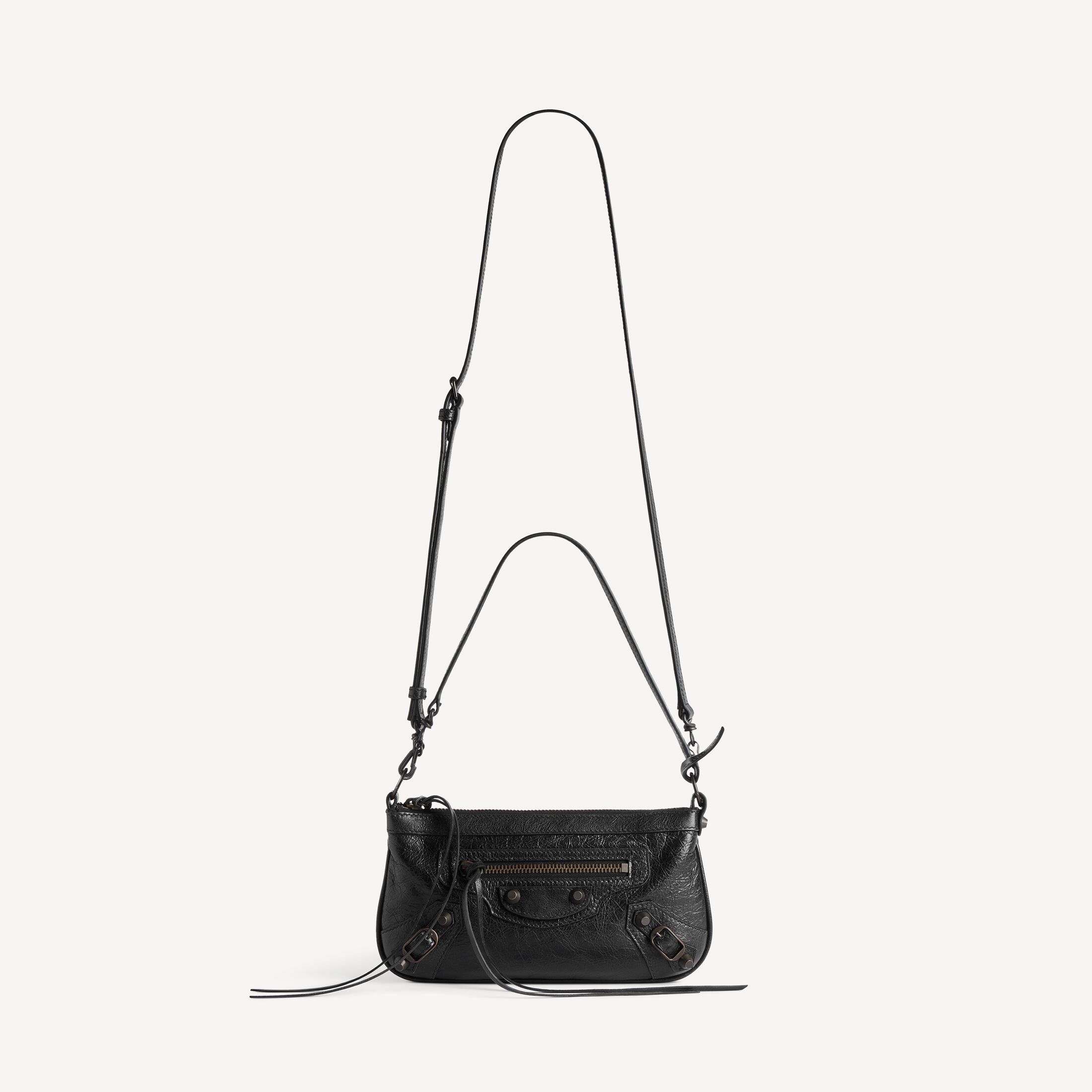 限時優惠✨訂貨🍒Balenciaga le city pouch  Size 25x14x4cm 内有卡位 另有長肩帶可斜孭