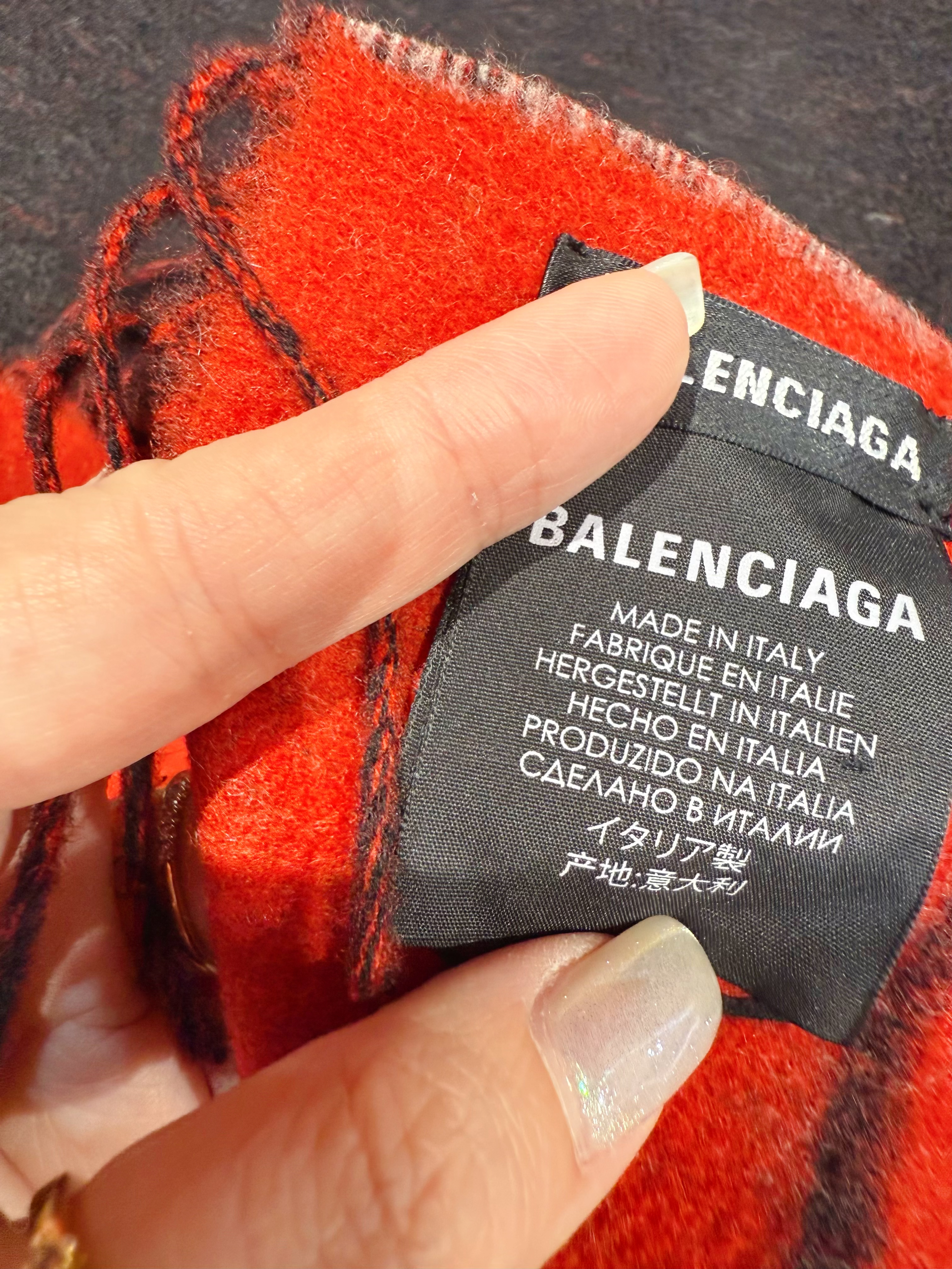 Balenciaga scarf blk/red