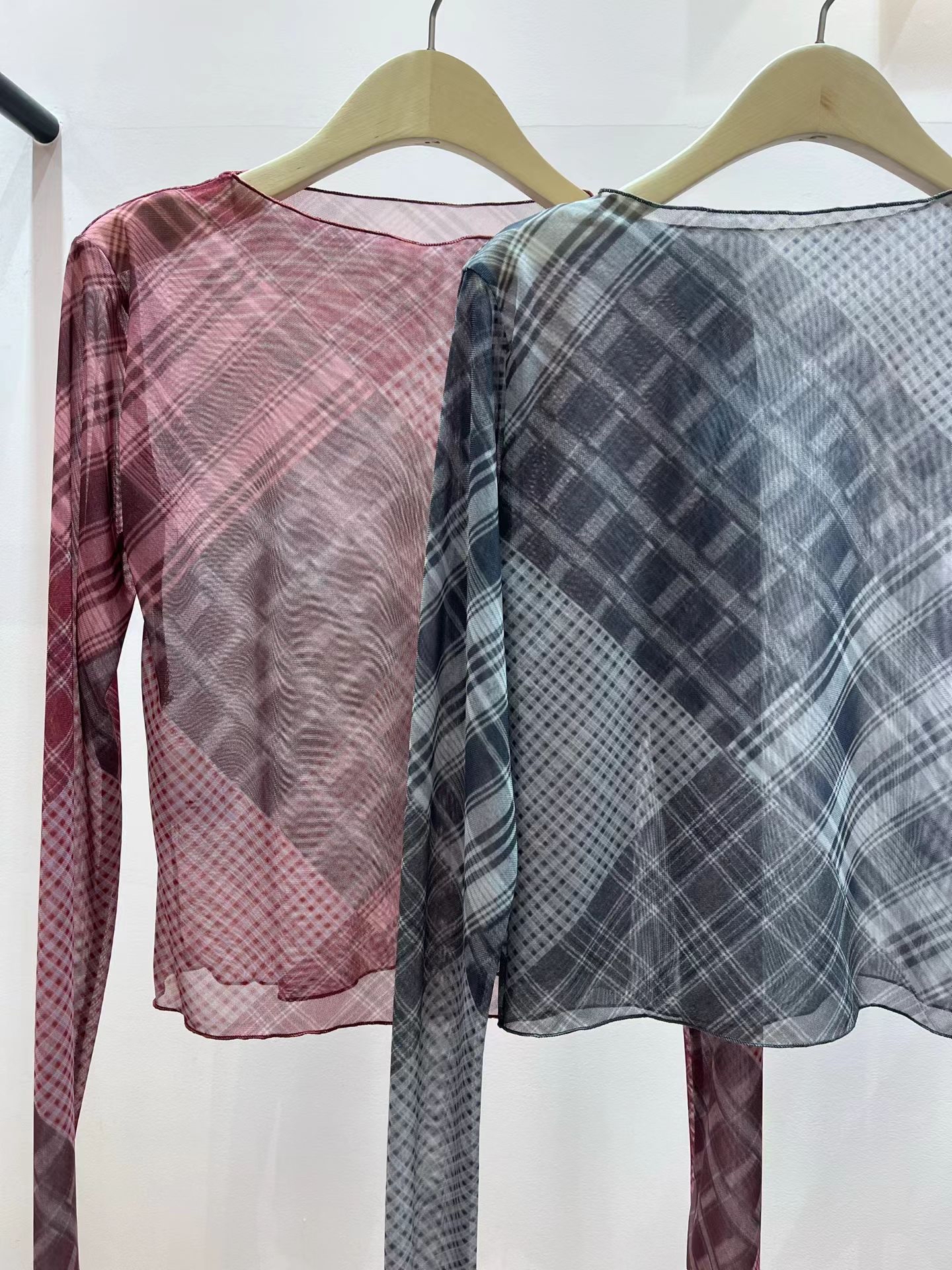 韓國格仔透透Top外撘