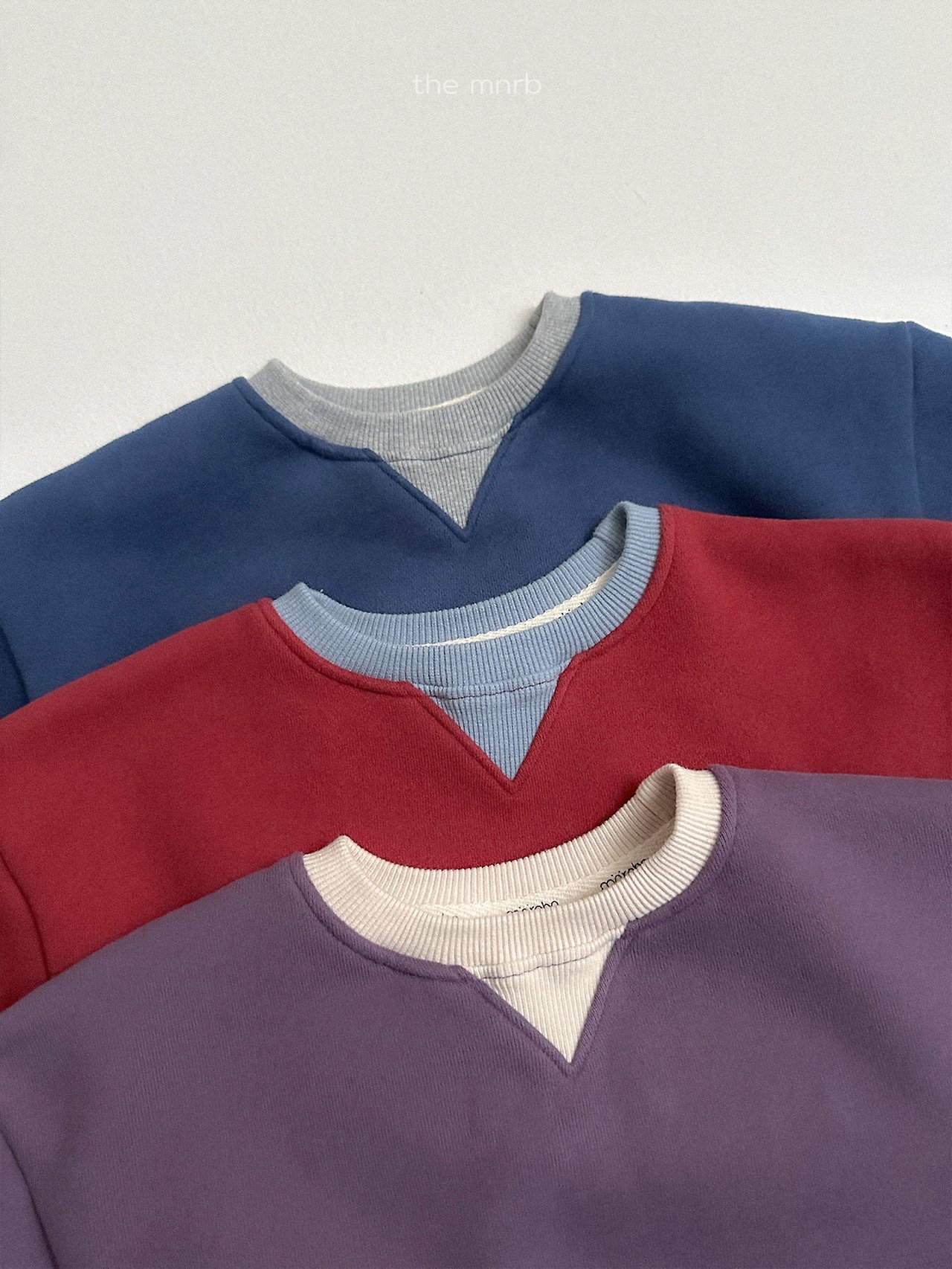 Mnirobe | Two-Tone Sweatshirt