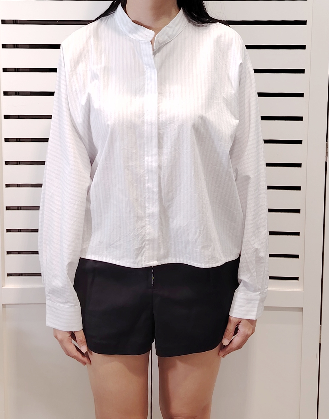 25029 Medium Collar Button Down Long Sleeve Shirt