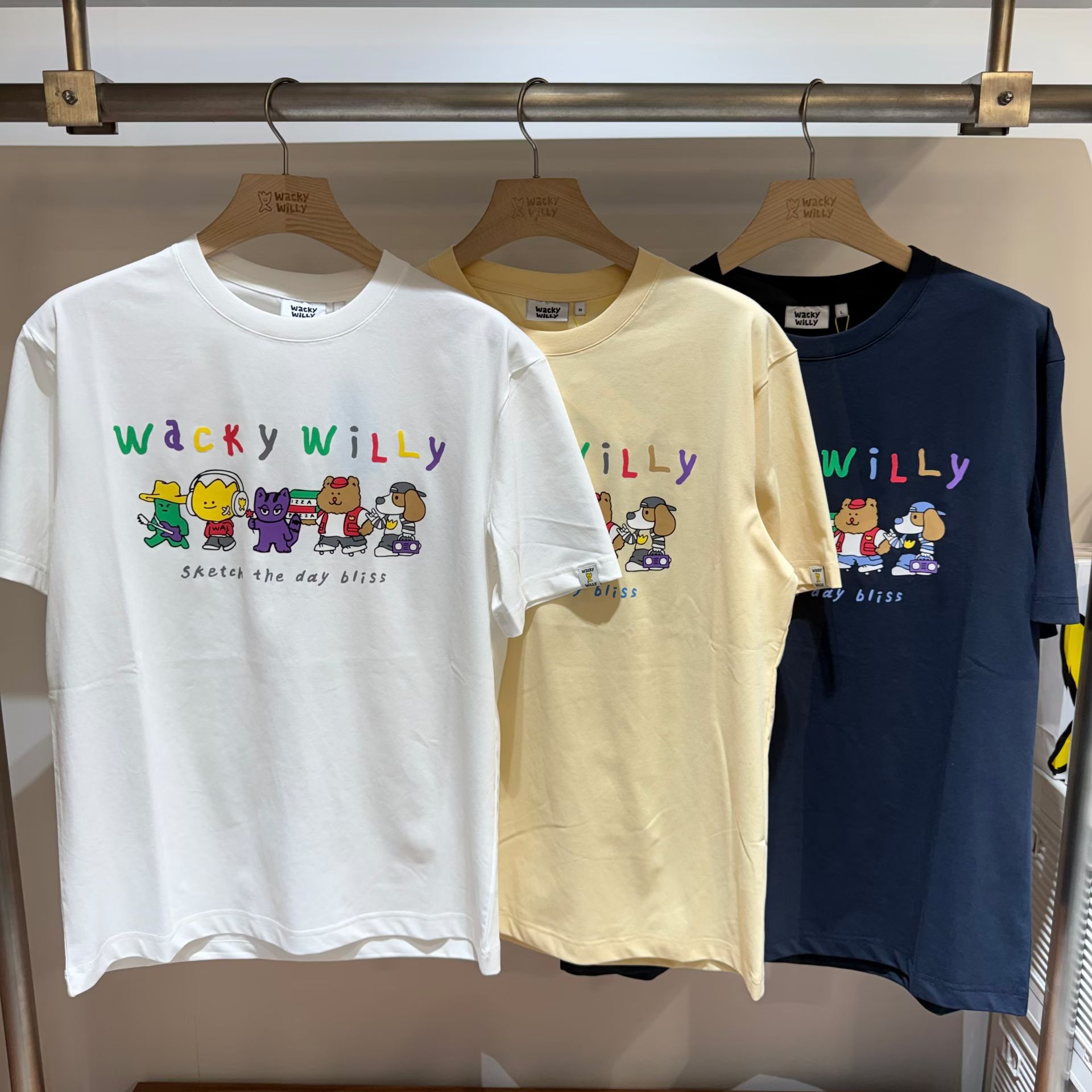 🌱​WACKY WILLY🌱 女款聽music tee 韓國連綫折扣💛 White / light yellow / navy Size s/m