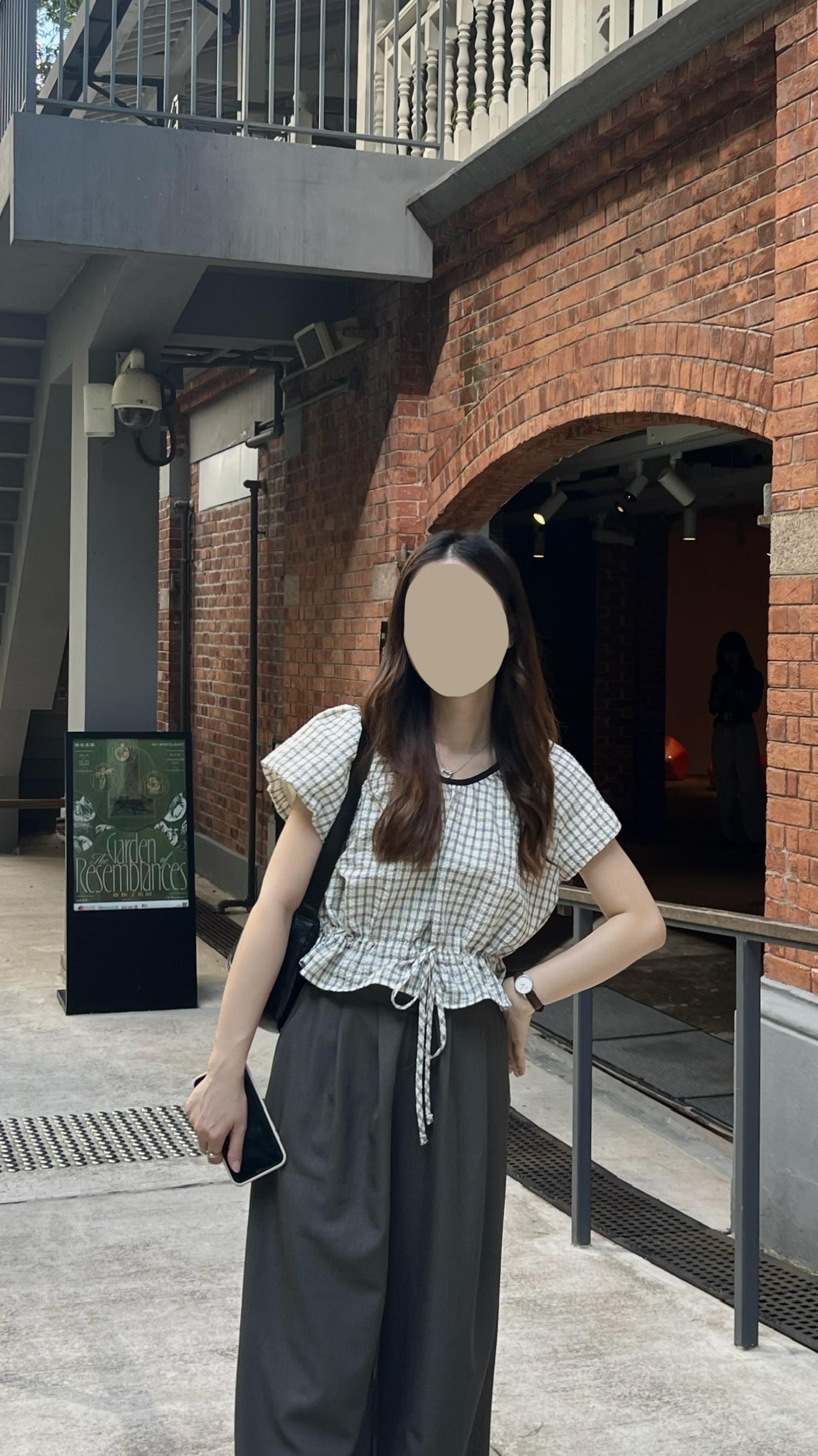 推薦 免熨寬鬆格紋blouse 